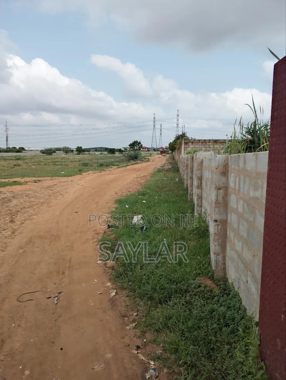 15 Acres Fully Fenced Facing the Motto Way,On Hot Sale