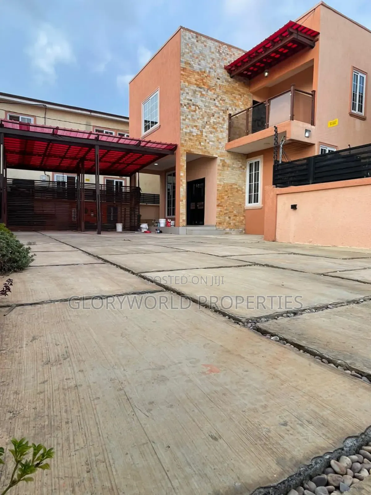 3bdrm House in Spintex for rent