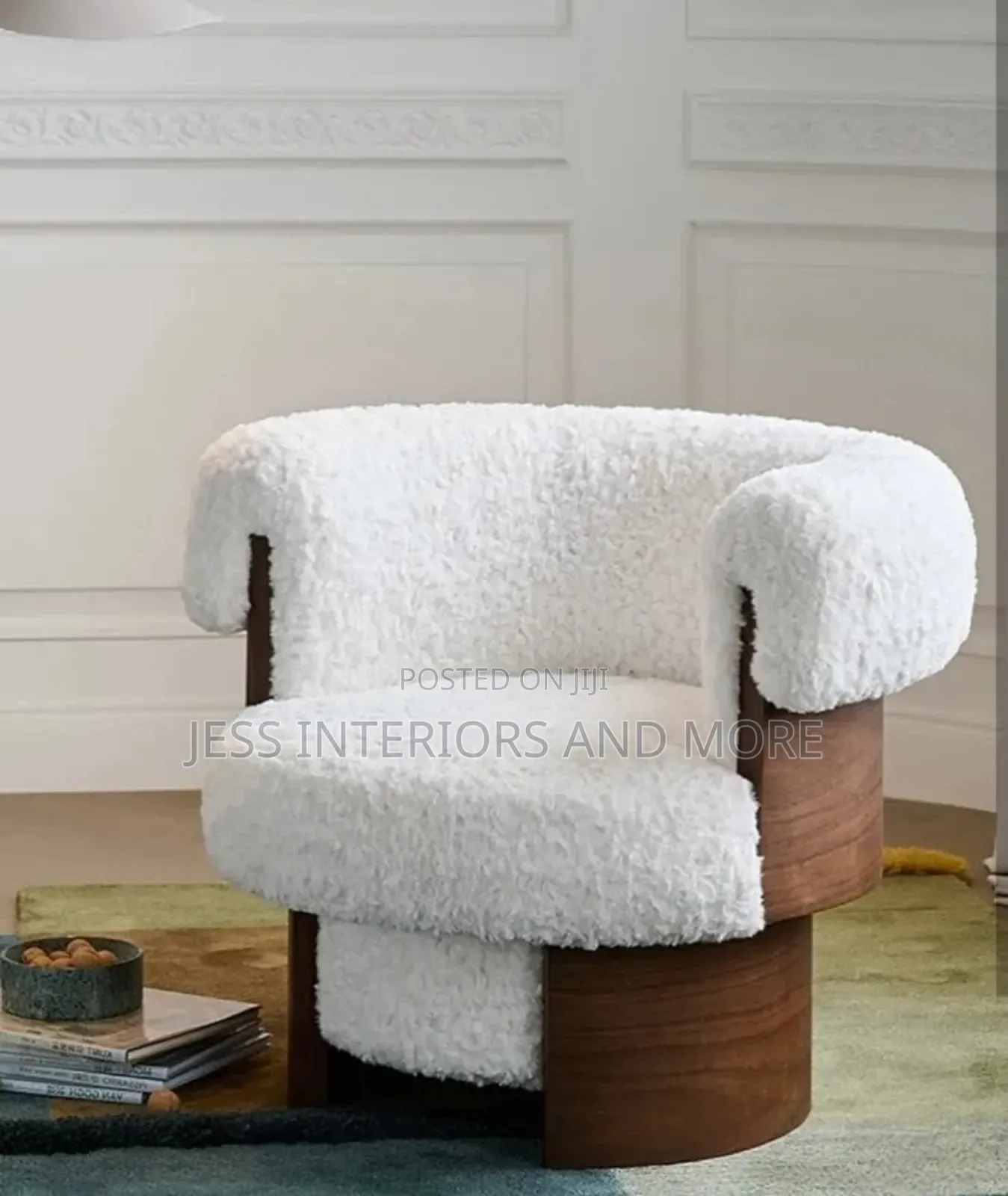 Accent Chair (Snow-White) Swivel