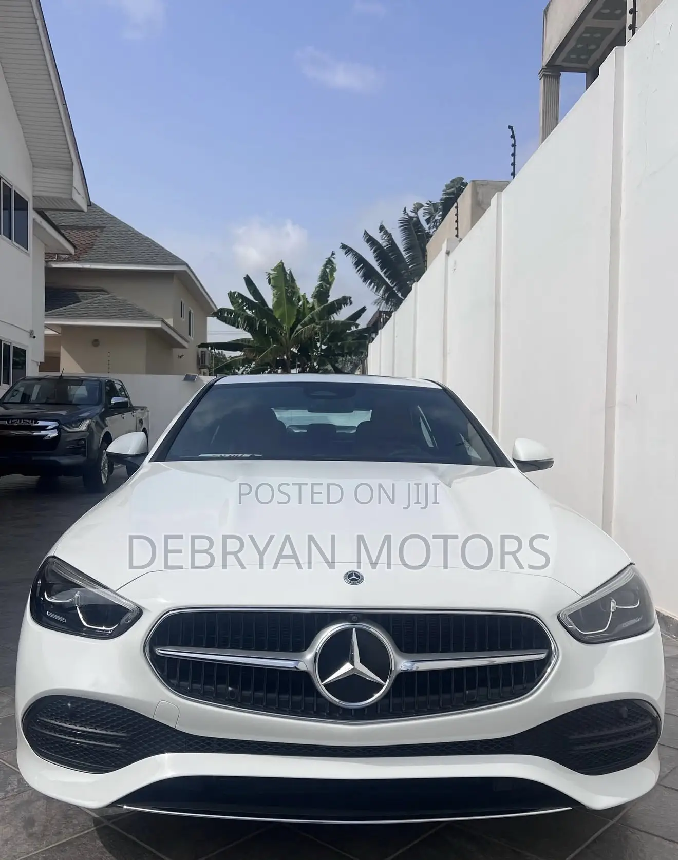 Mercedes-Benz C300 2024 White