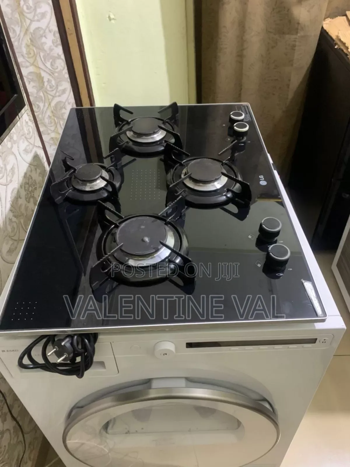 Lg Cabinet/Table Top Stove 4 Burners Works Very Well