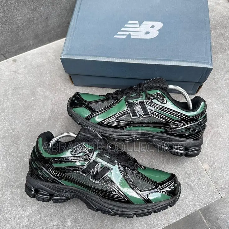 New Balance 1960r Bridges the Gap