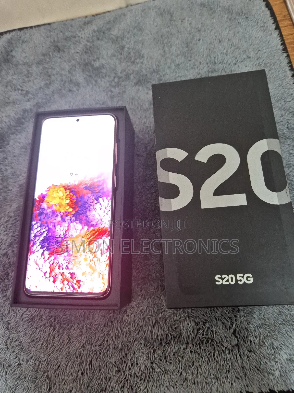 New Samsung Galaxy S20 128 GB