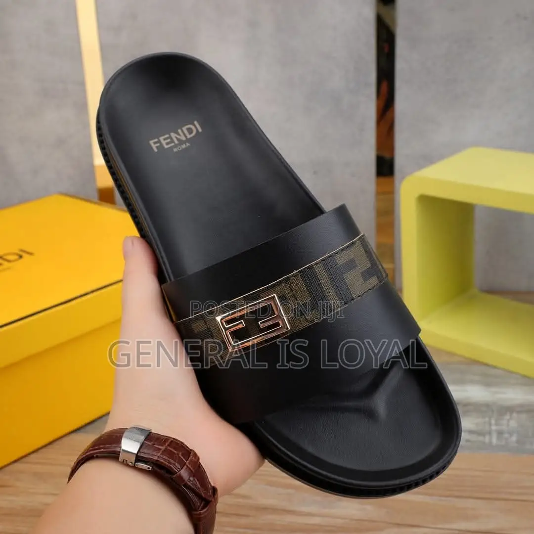 Fendi Roma Black Slides/Sandals