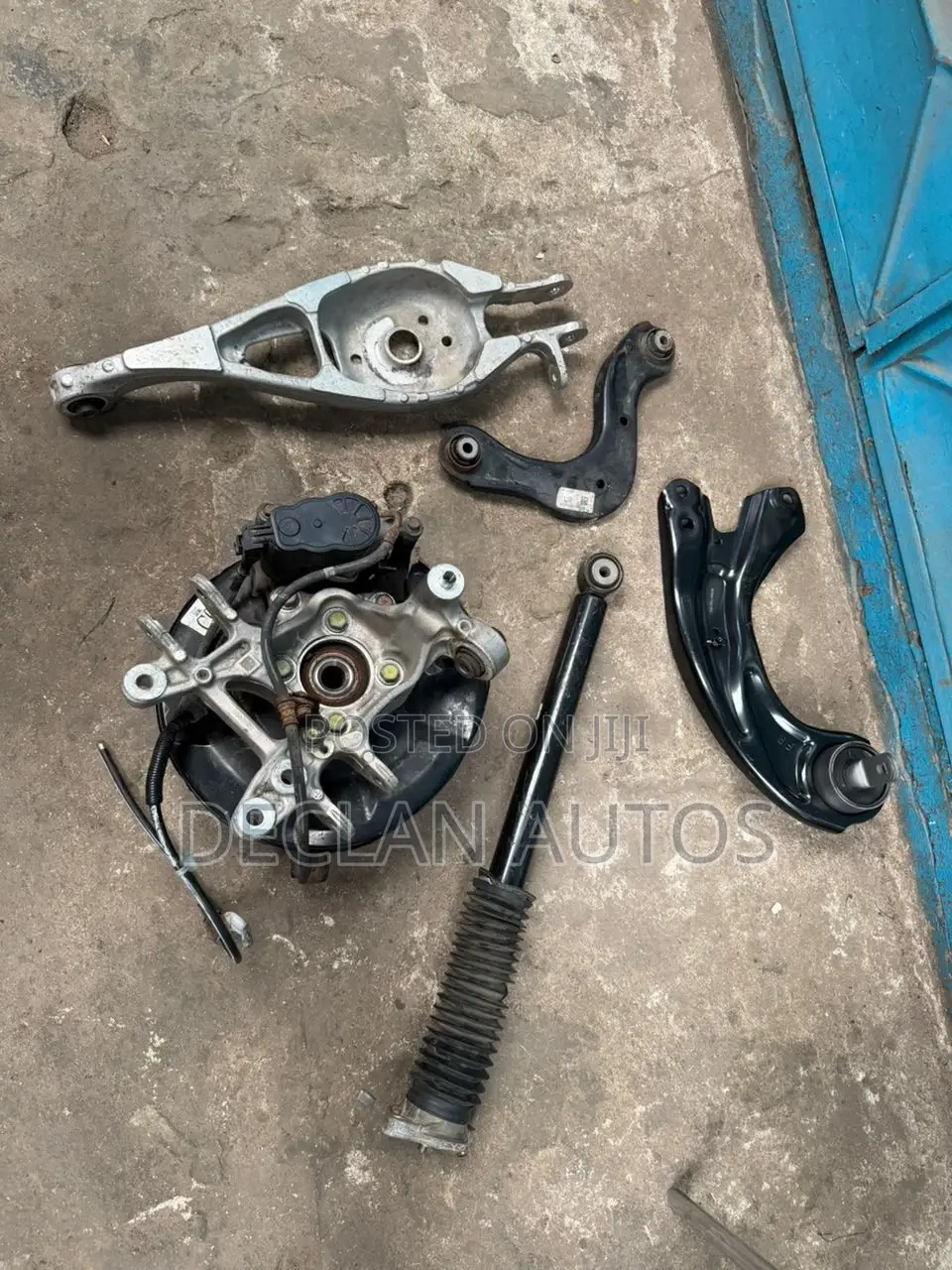 Honda Cr-v 2020 Rear Spindle Control Arms