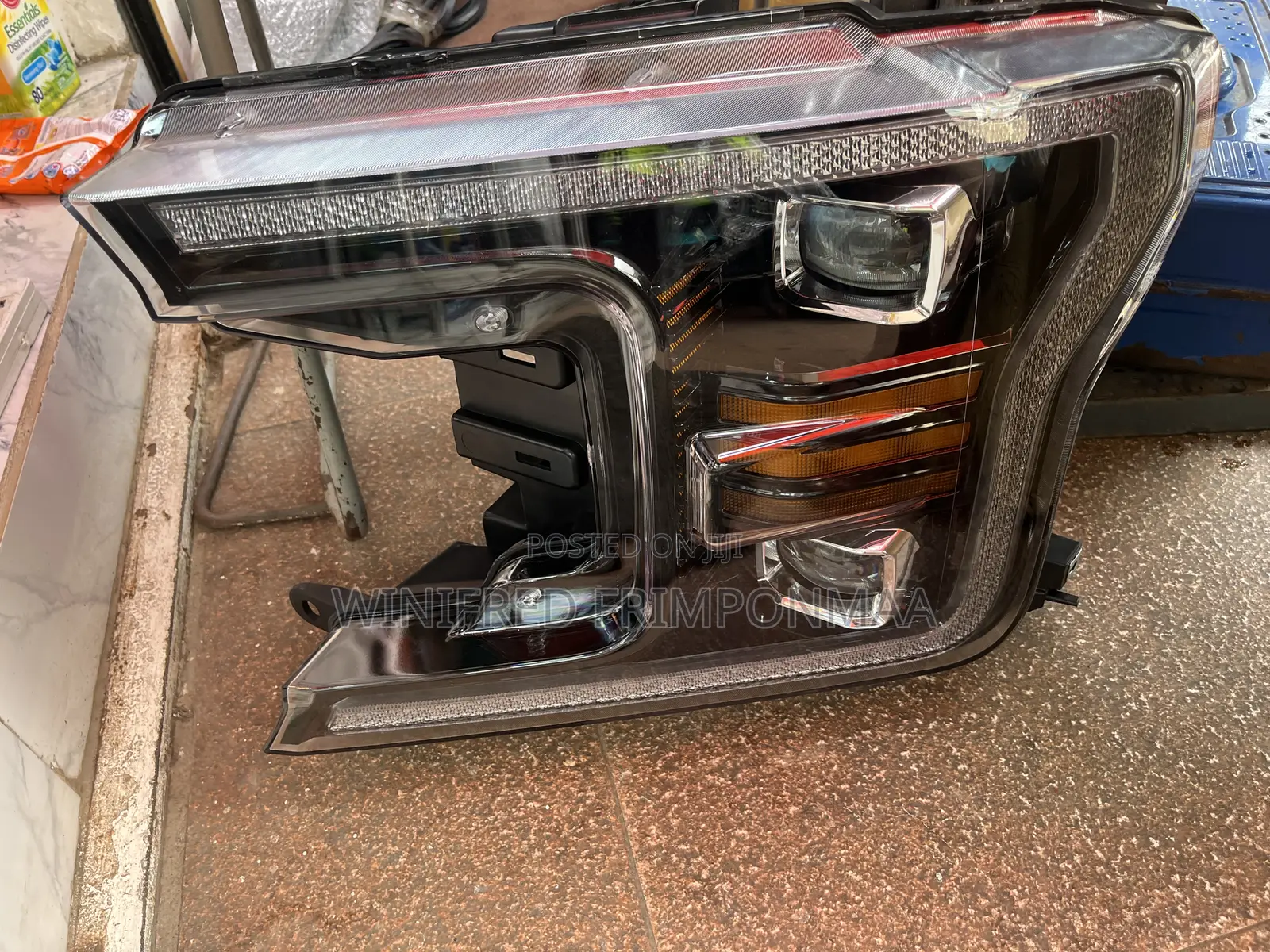 Ford F-150 2015-2020 Headlight