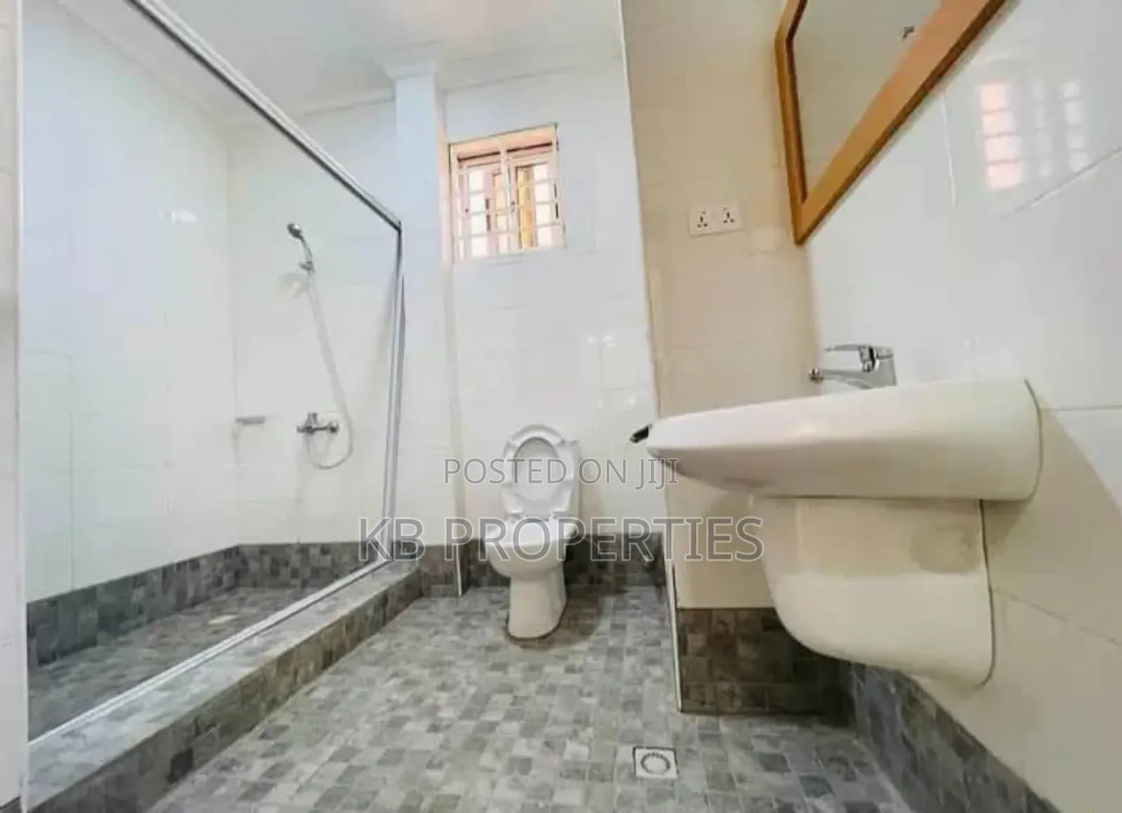 4bdrm House in Kb Properties, Oyarifa for rent
