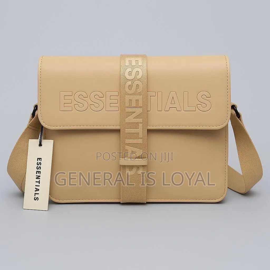 Essential Leather Men Side Bag