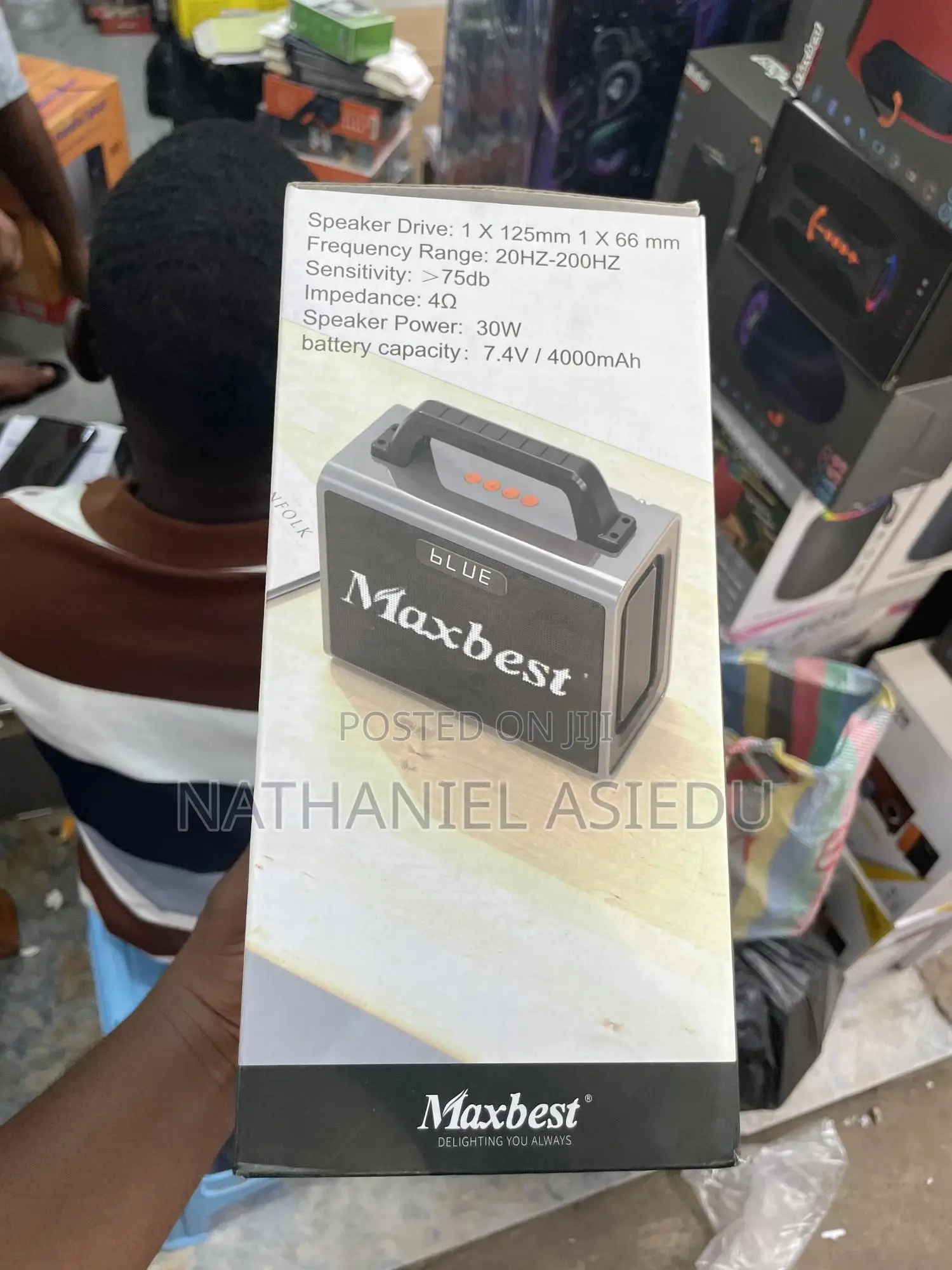 Maxbest Mb-M8 Portable Handheld Bluetooth Speaker.