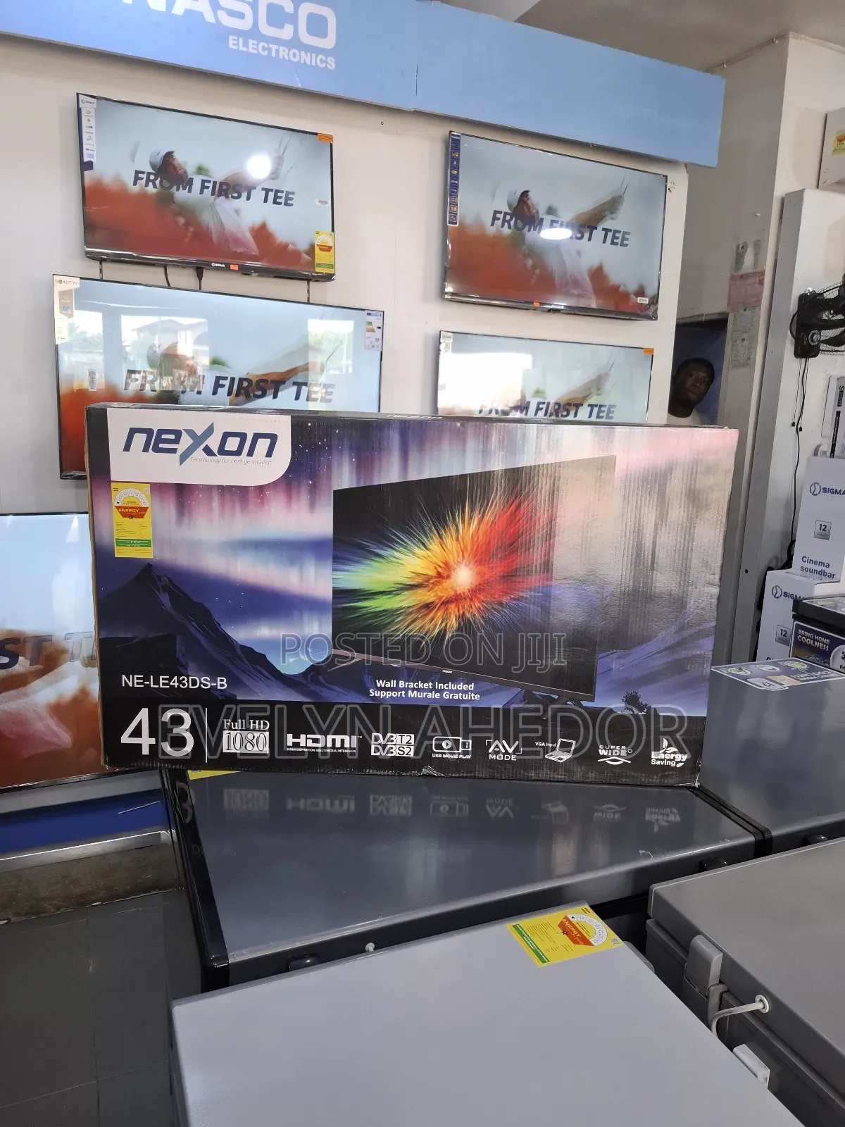 Sharper Imagine Tv of Nexon 43 Inches Digital Satellite Brand New