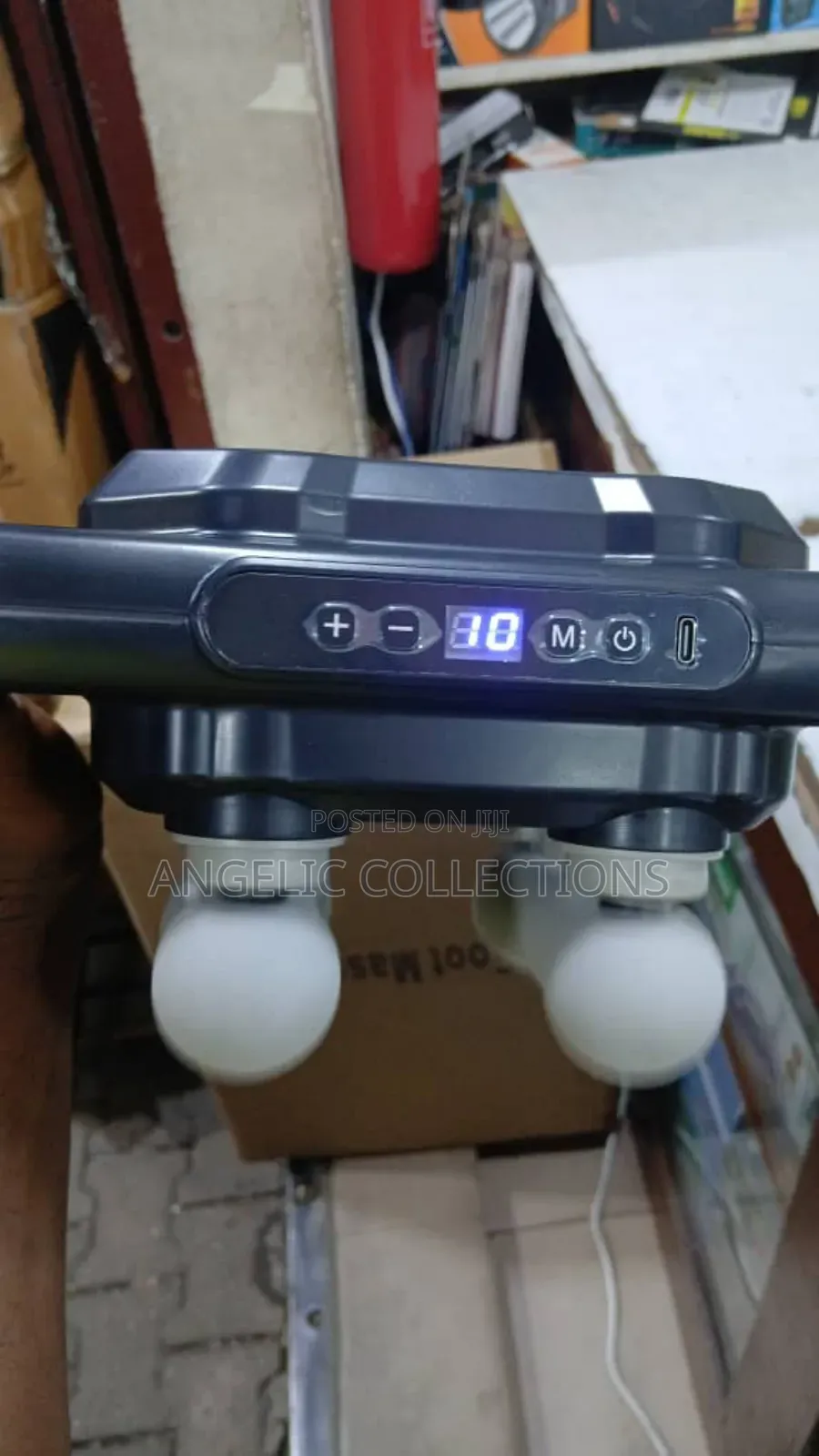 6 Head Massager (Facia Gun Massager )