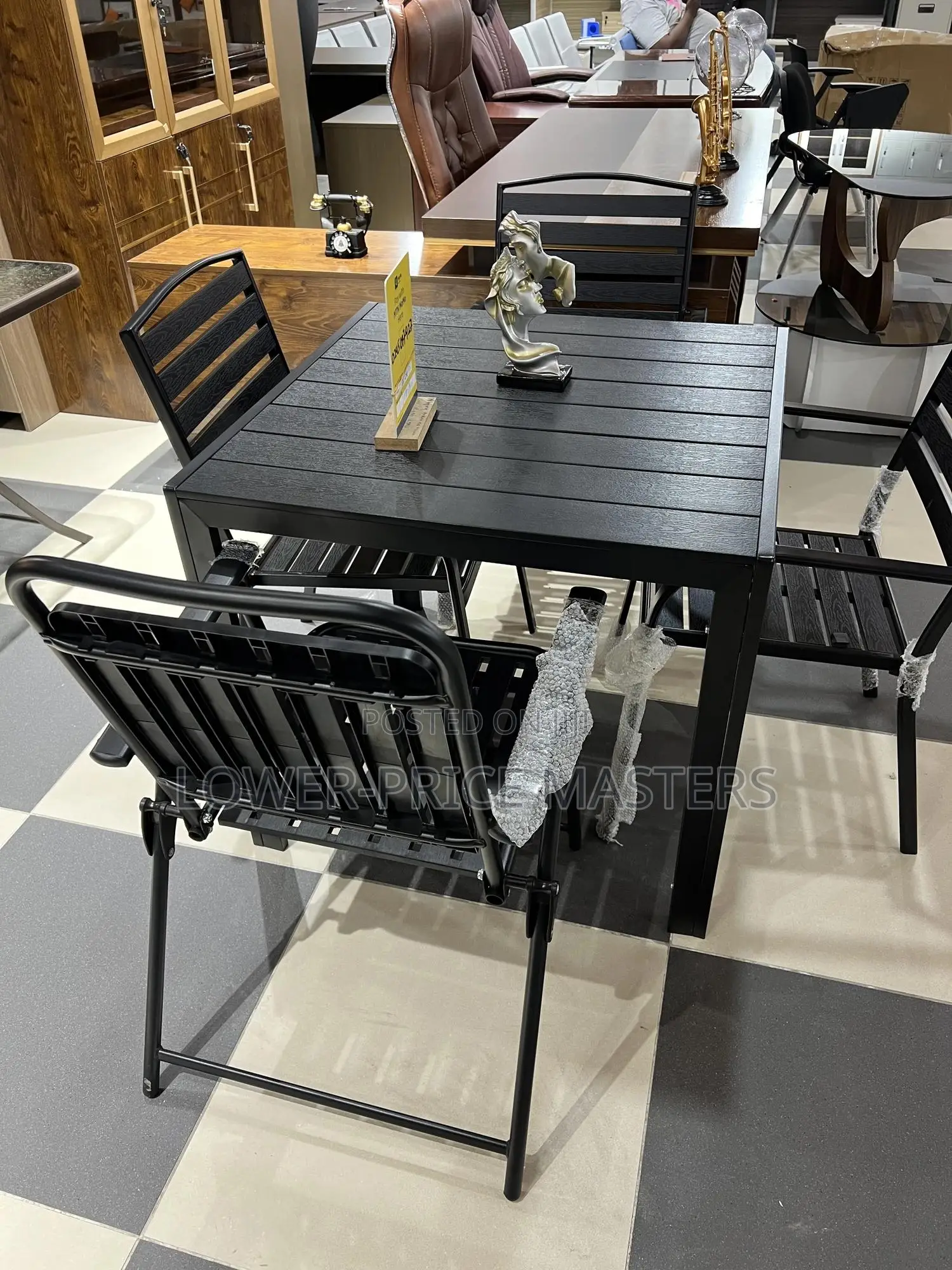 4 Seater Restaurant Table / Dining Table