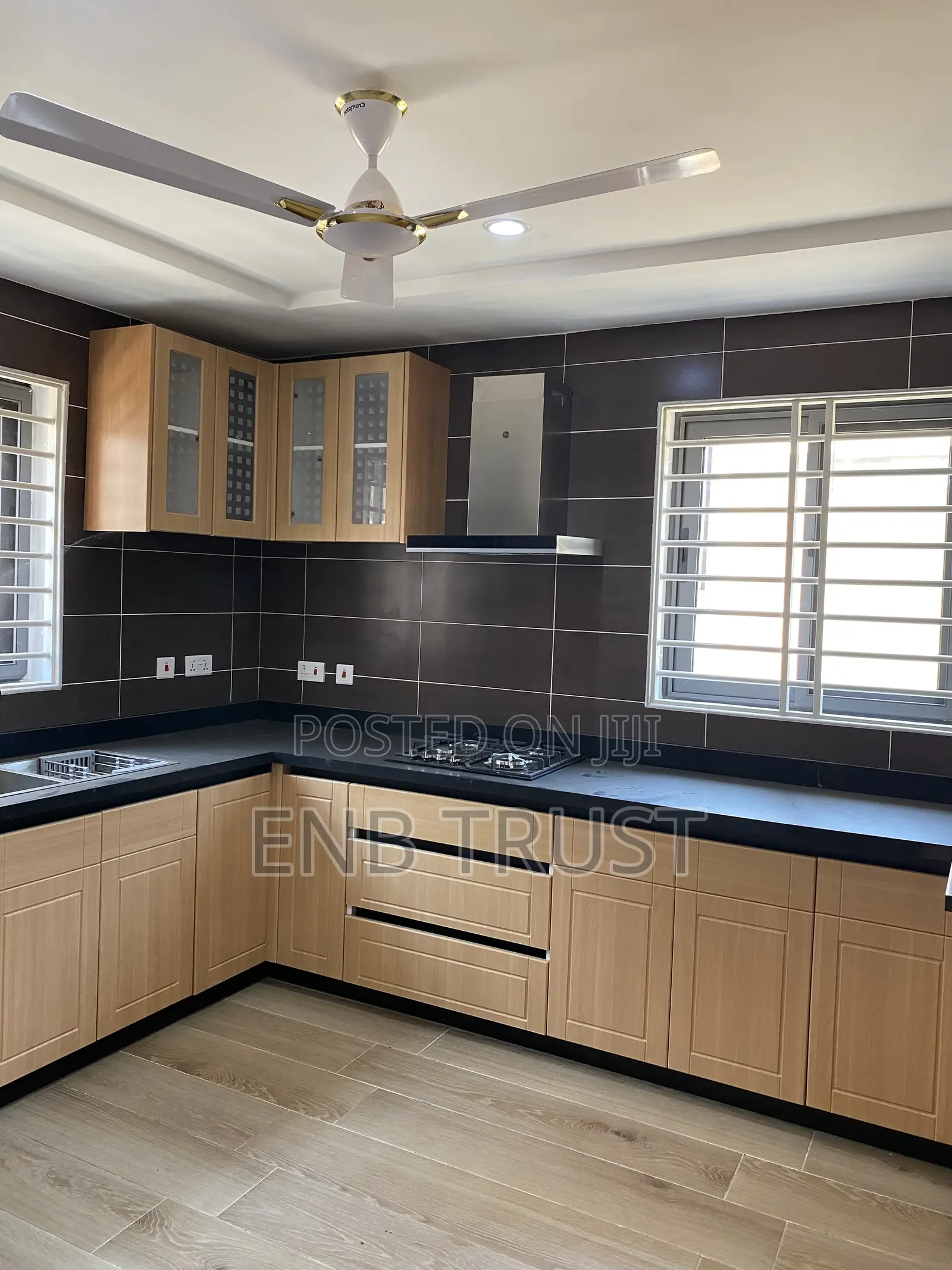 4bdrm Duplex in Achimota, Mile 7 for rent