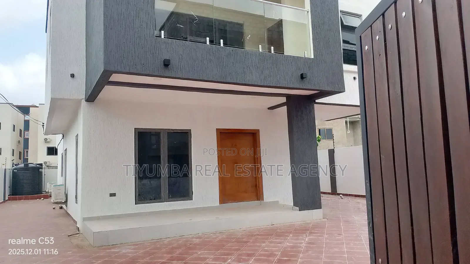 5bdrm Duplex in Tiyumba Agency, Haatso for sale