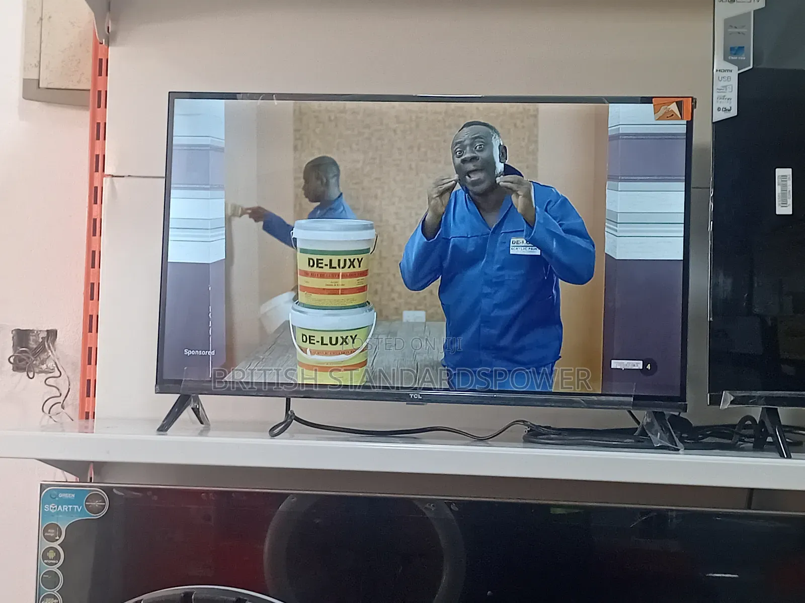 Turn Watching Into Enjoyment With a 32" Android Smart Tv