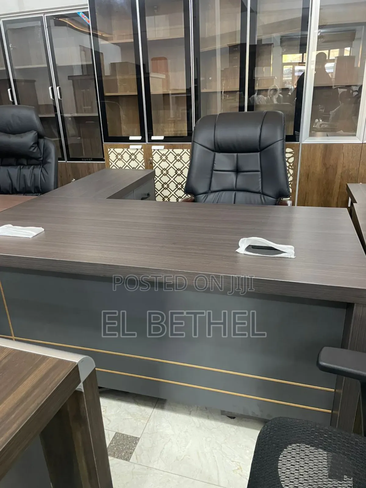 Executive Office Desk With String Lights