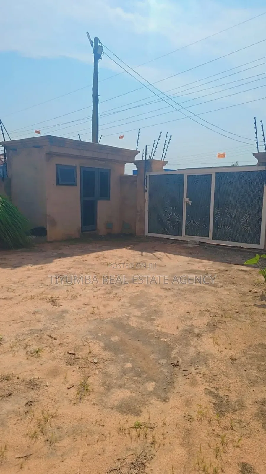 4bdrm Duplex in Tiyumba Agency., Haatso for sale