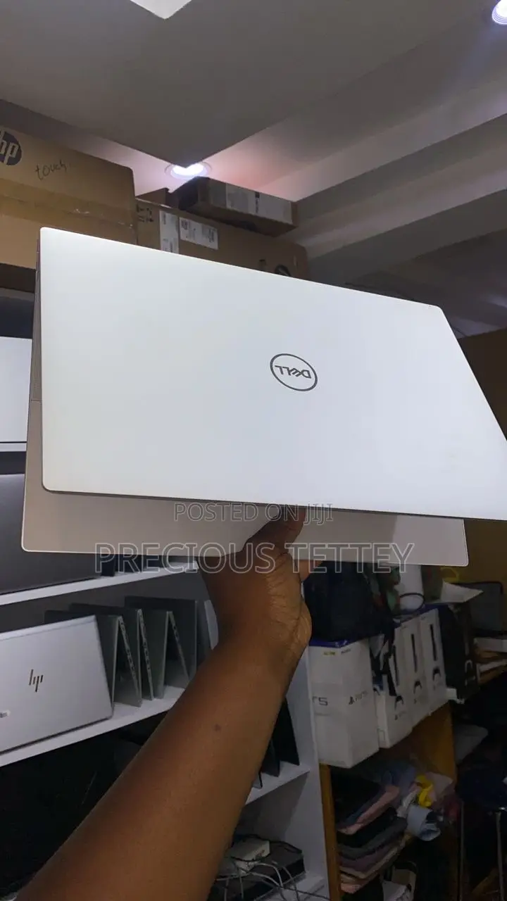 New Laptop Dell XPS 15 16GB Intel Core Ultra 7 SSD 2T