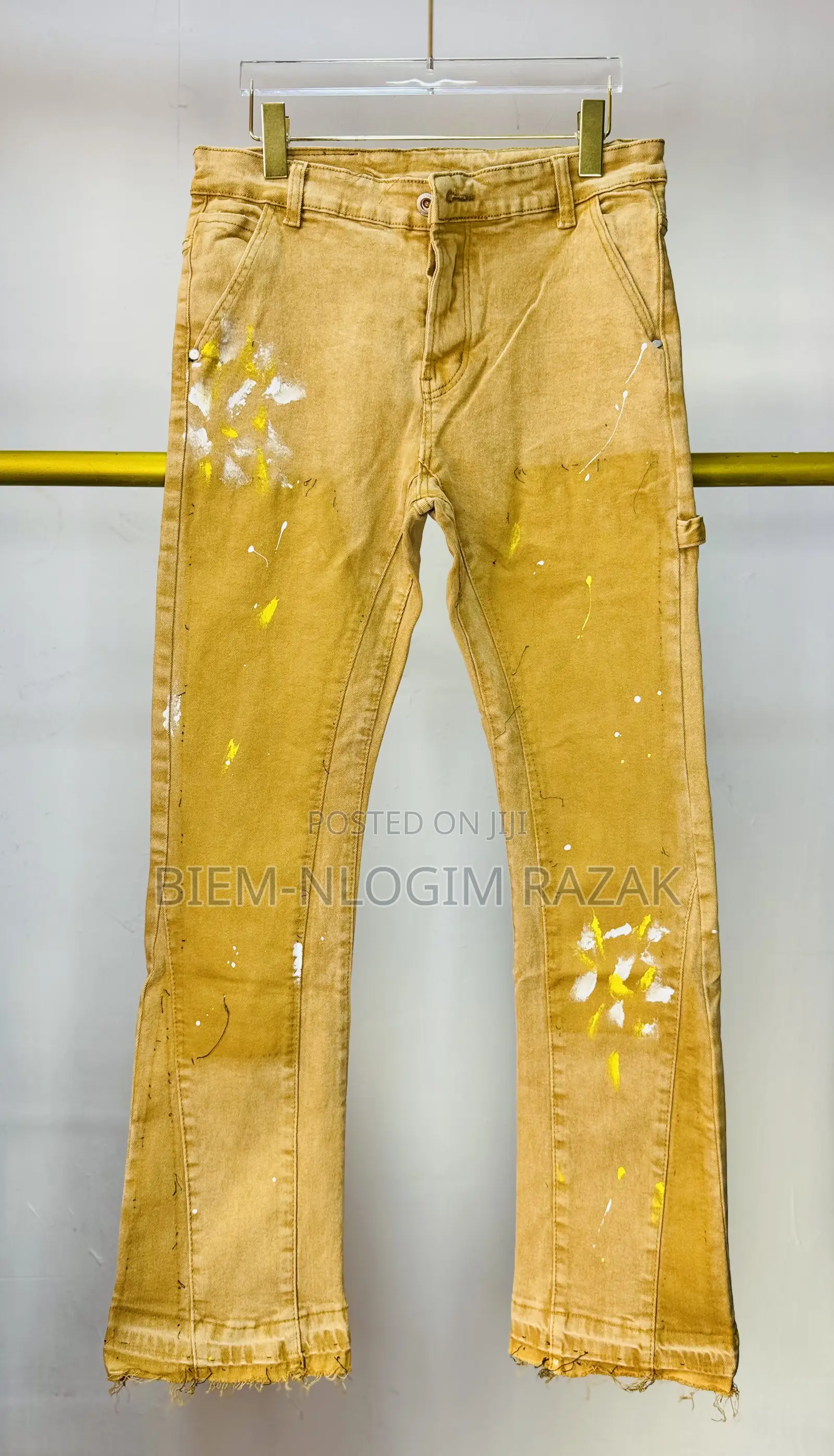 Topmost Quality Vintage Baggy Flare Jeans Available in Stock