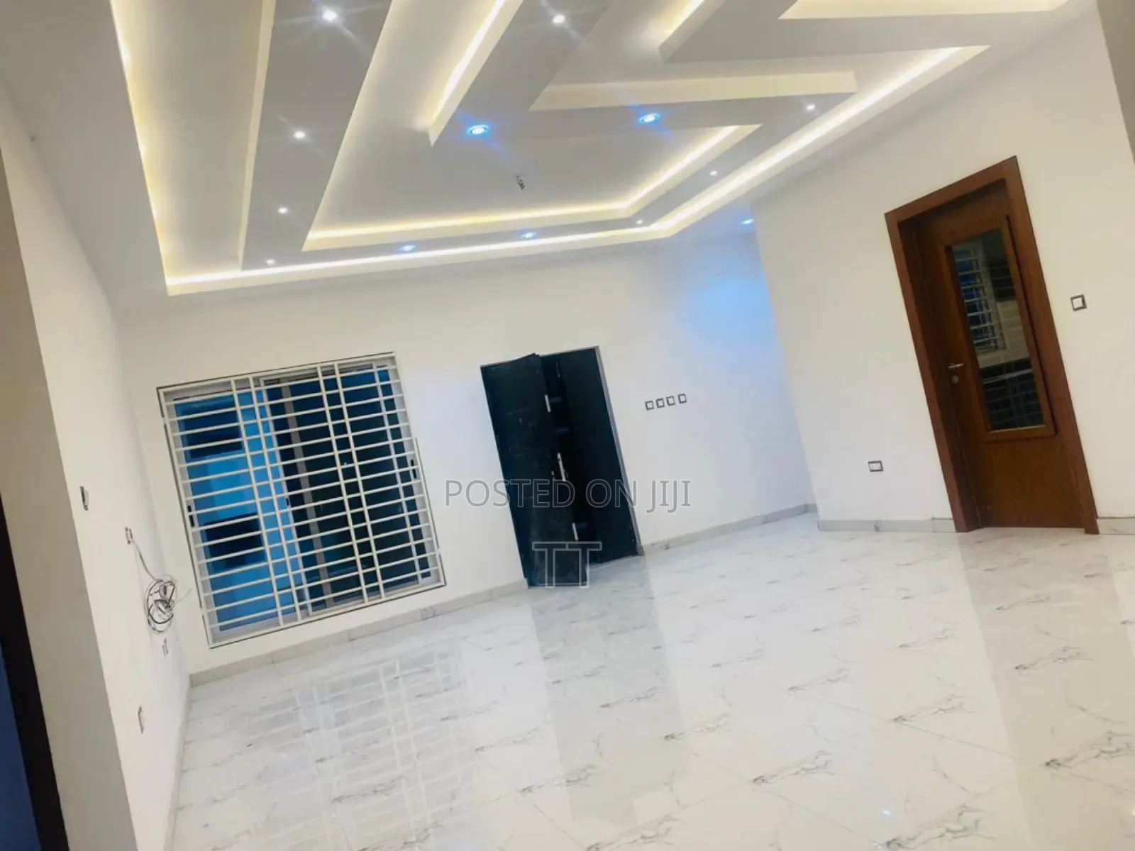 2bdrm Apartment in Grada Estate for rent