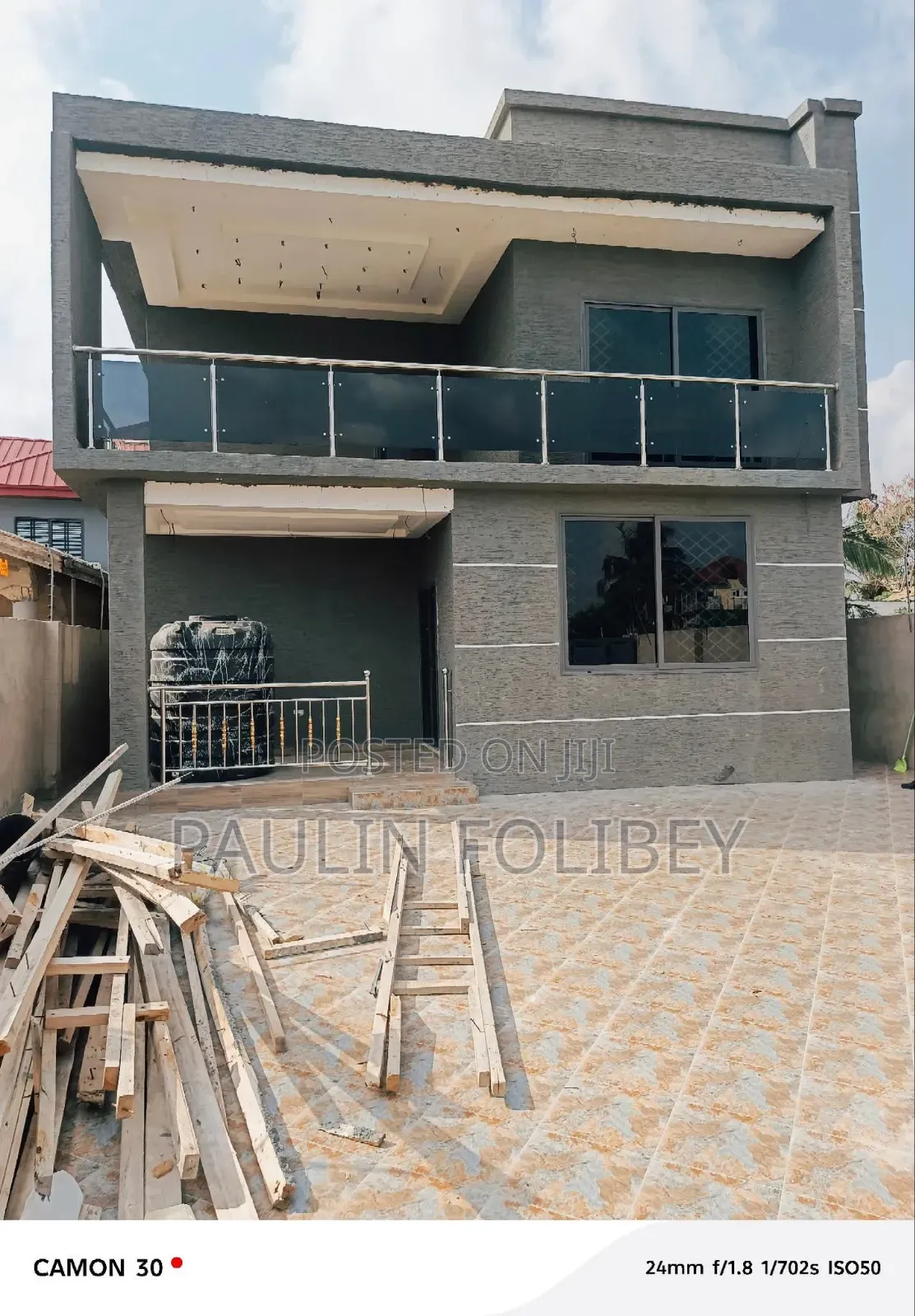 5bdrm Duplex in Dg Properties, Ablekuma for sale