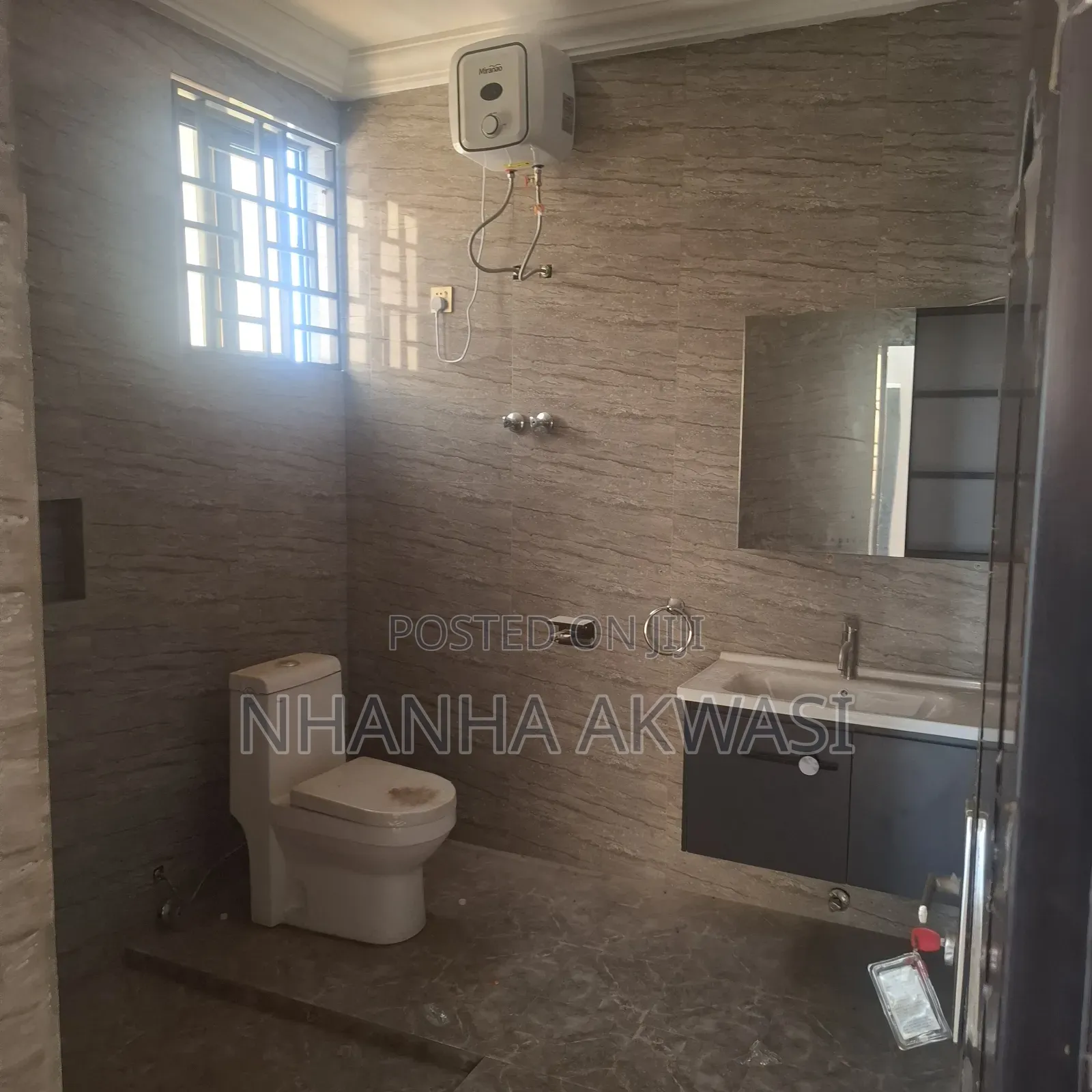 2bdrm Apartment in Klagon Ndc, Sakumono for rent