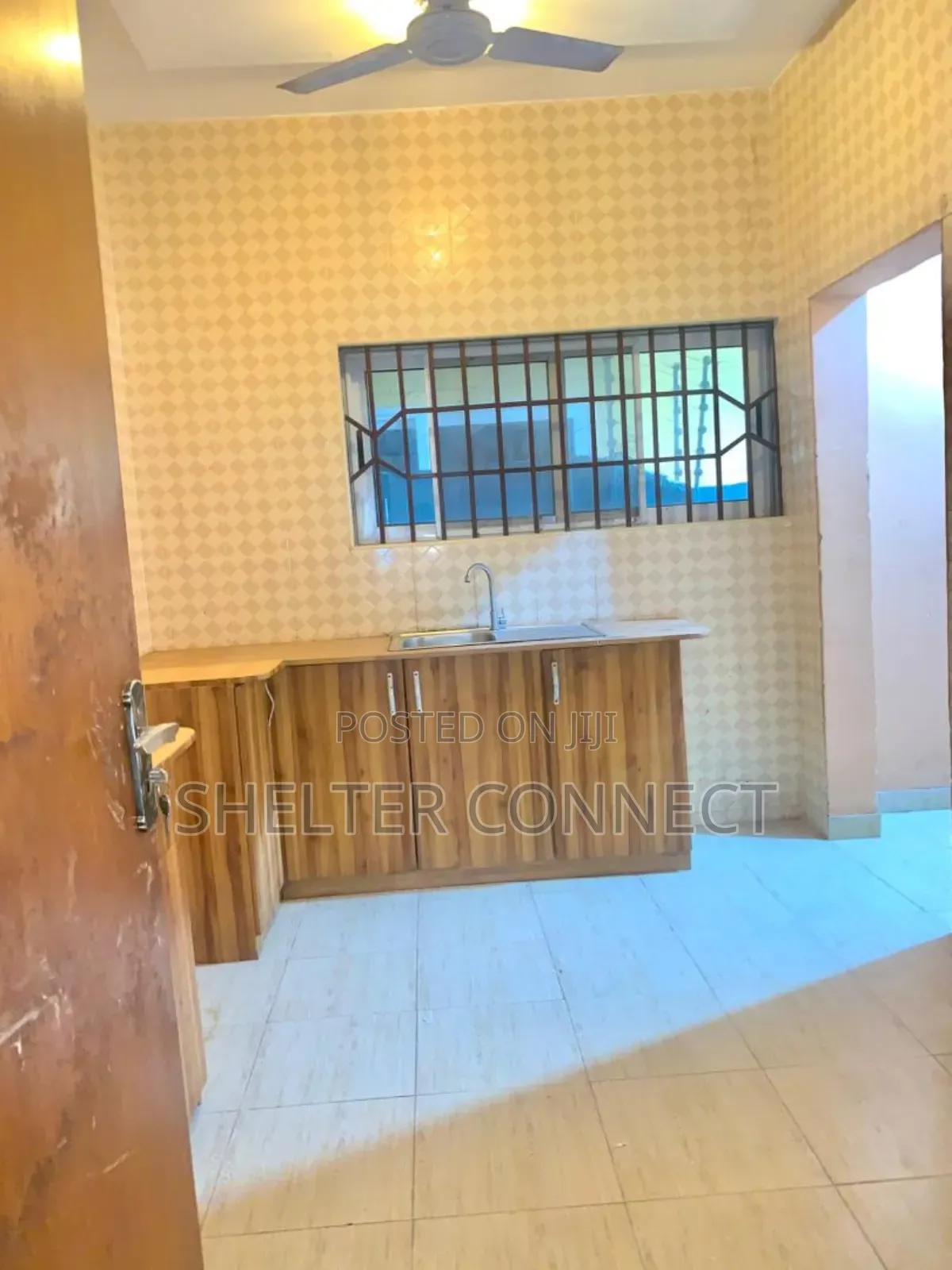 3bdrm House in Old Ashomang for sale