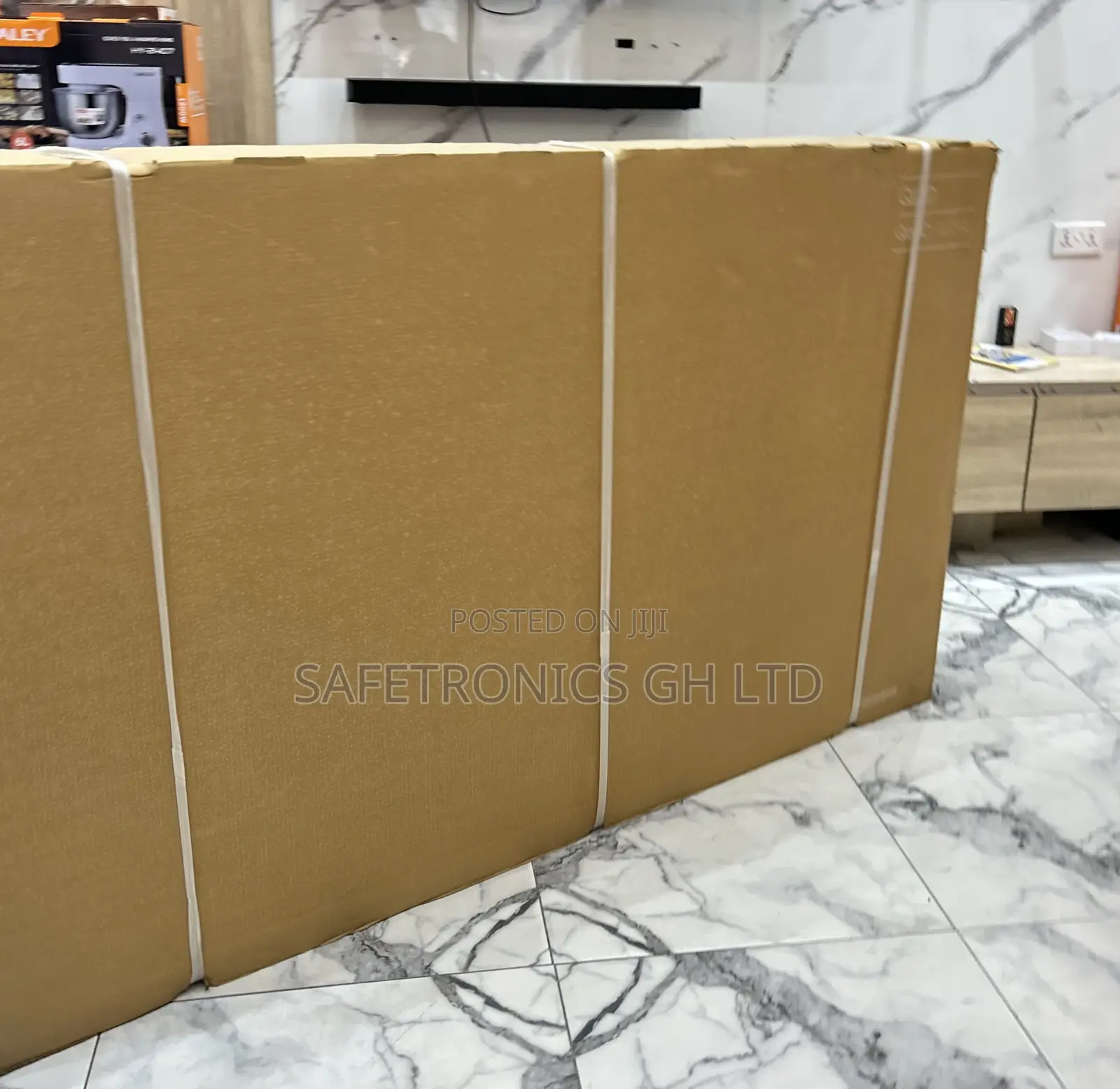 Classic New Samsung 75” Q60c Qled Tv