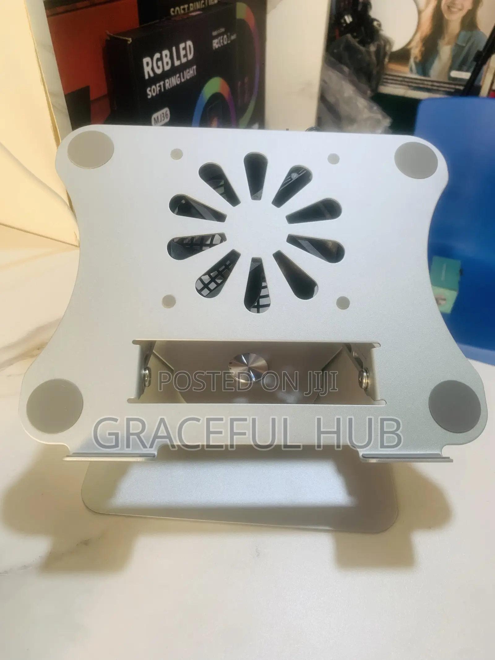 V6.1 Laptop Stand