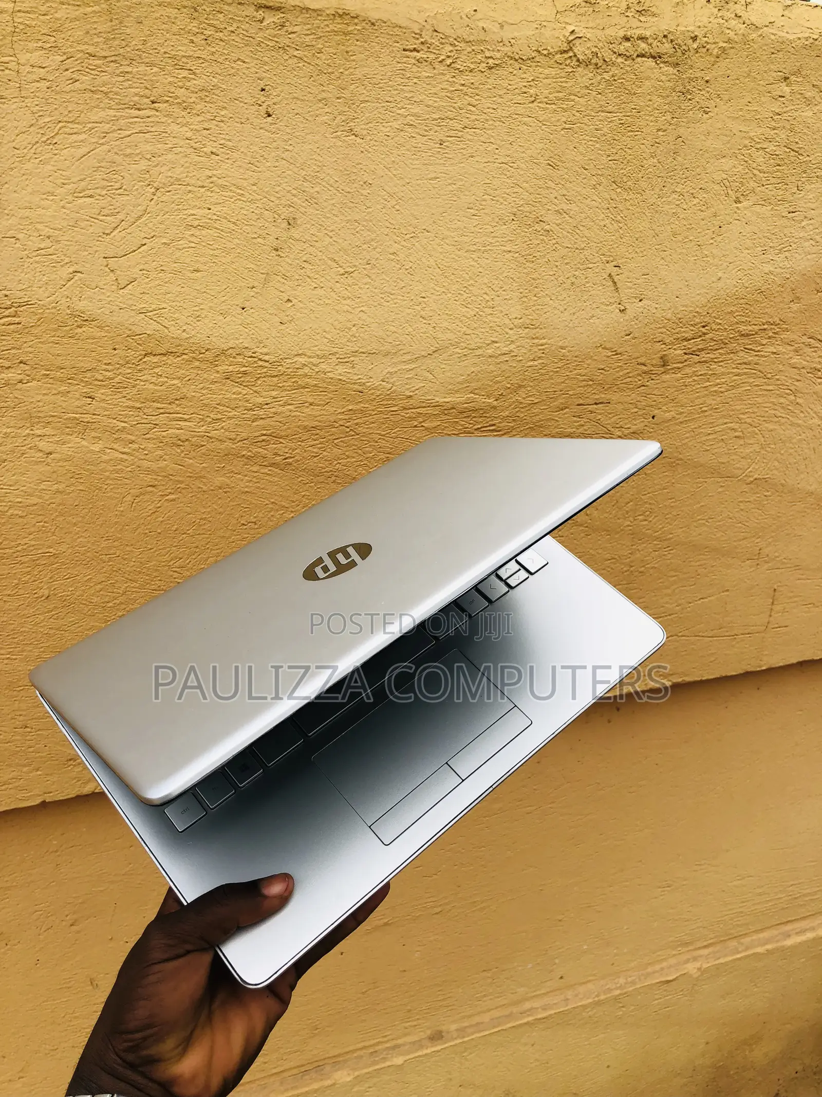 Laptop HP 14-dq1025cl 8GB Intel Core i7 SSD 256GB