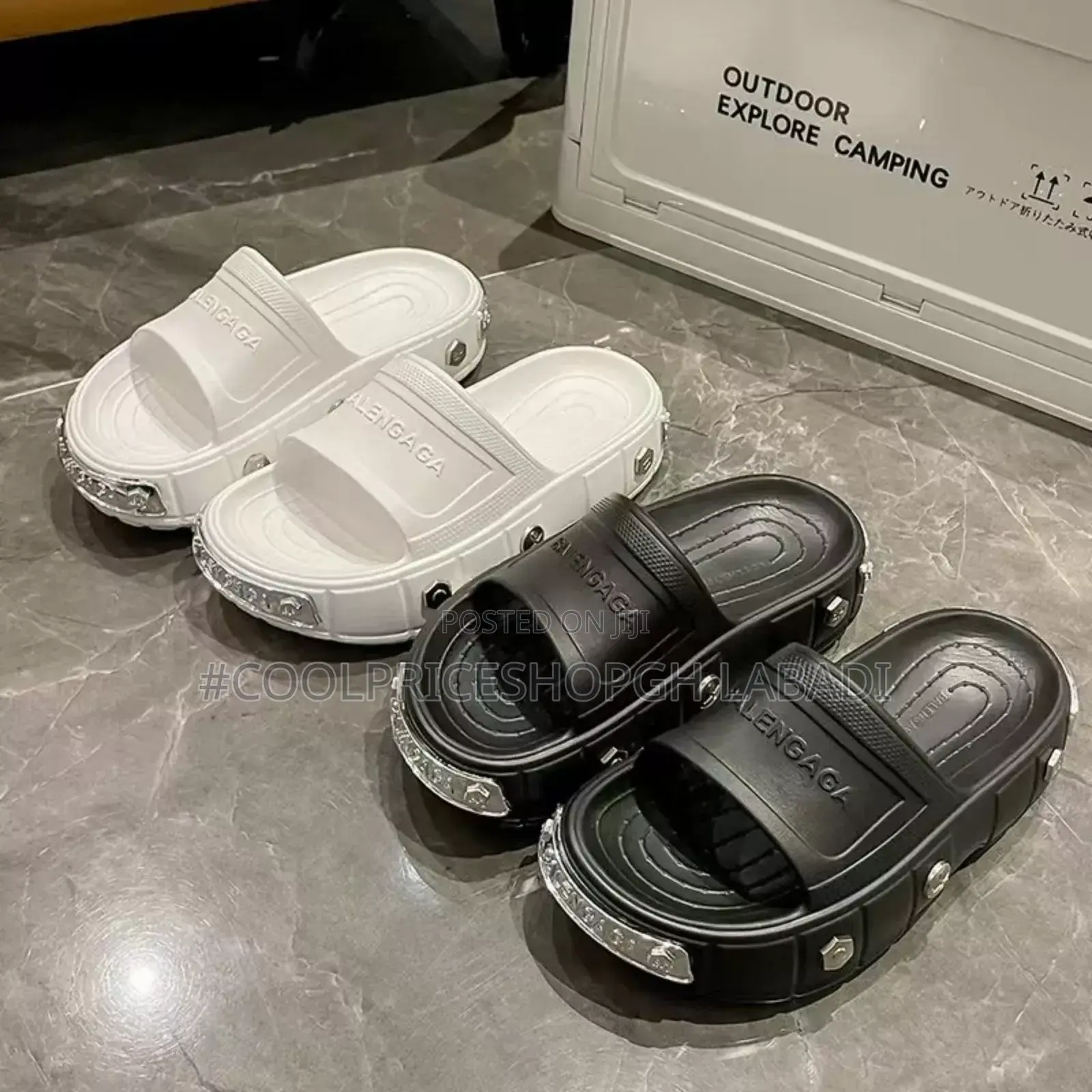 Sneakers Sandals Wear