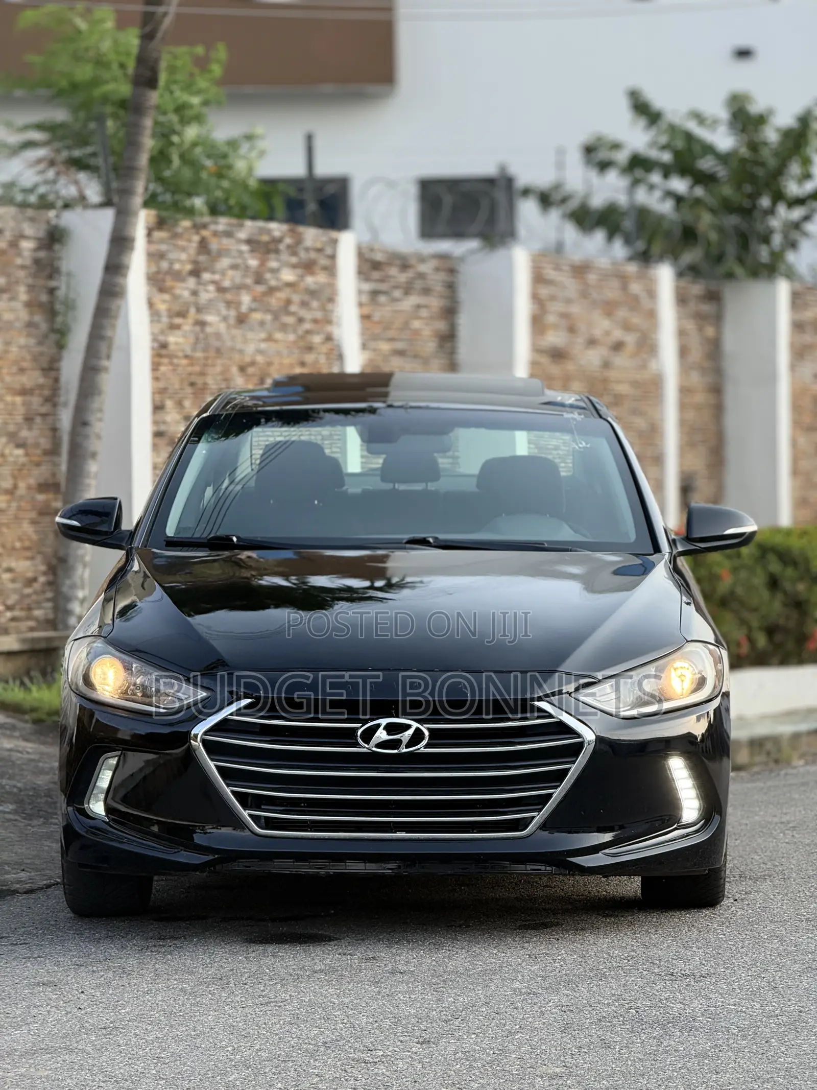 Hyundai Elantra Value Edition Sedan FWD (2.0L 4cyl 6A) 2017 Black