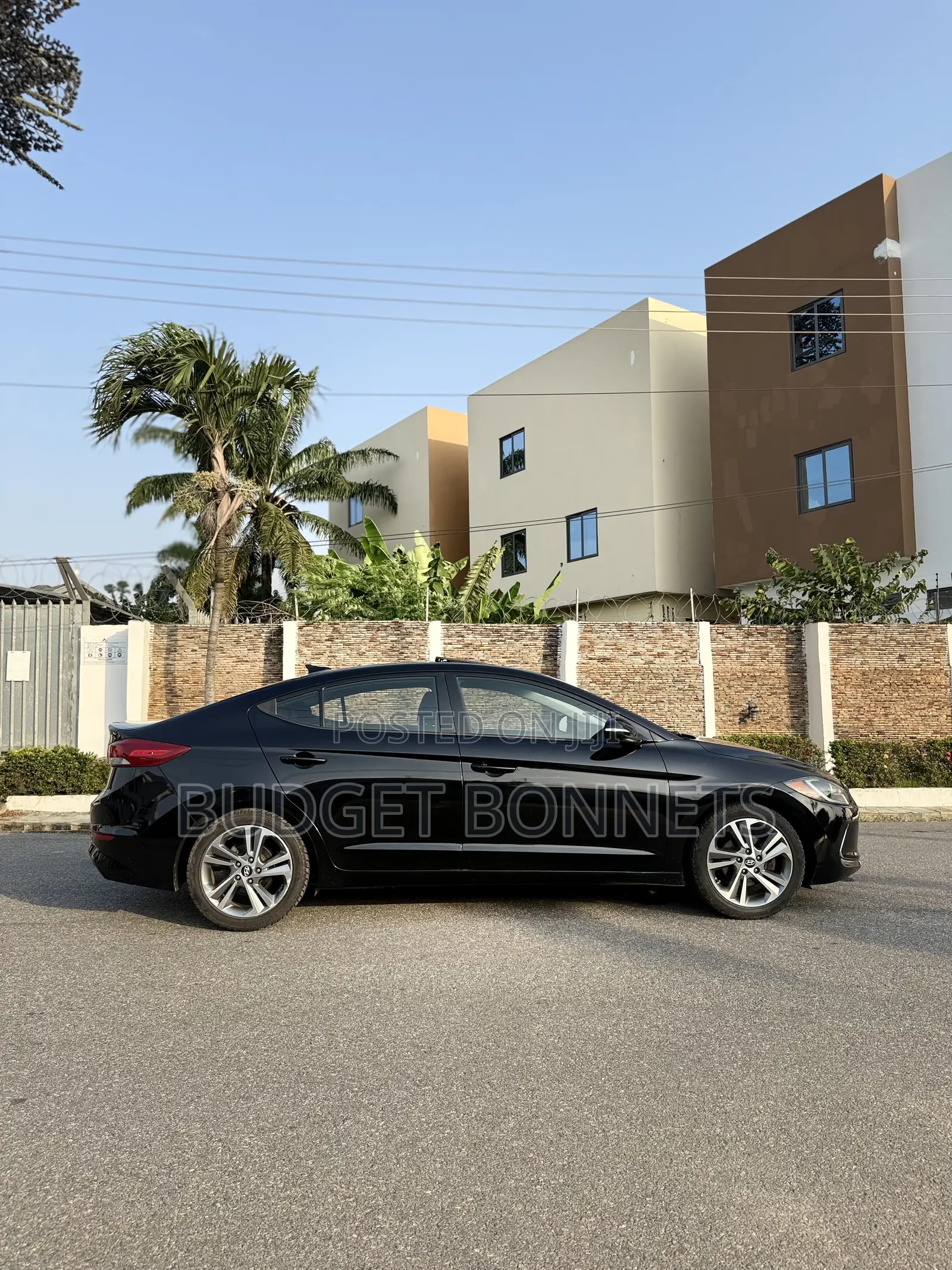 Hyundai Elantra Value Edition Sedan FWD (2.0L 4cyl 6A) 2017 Black