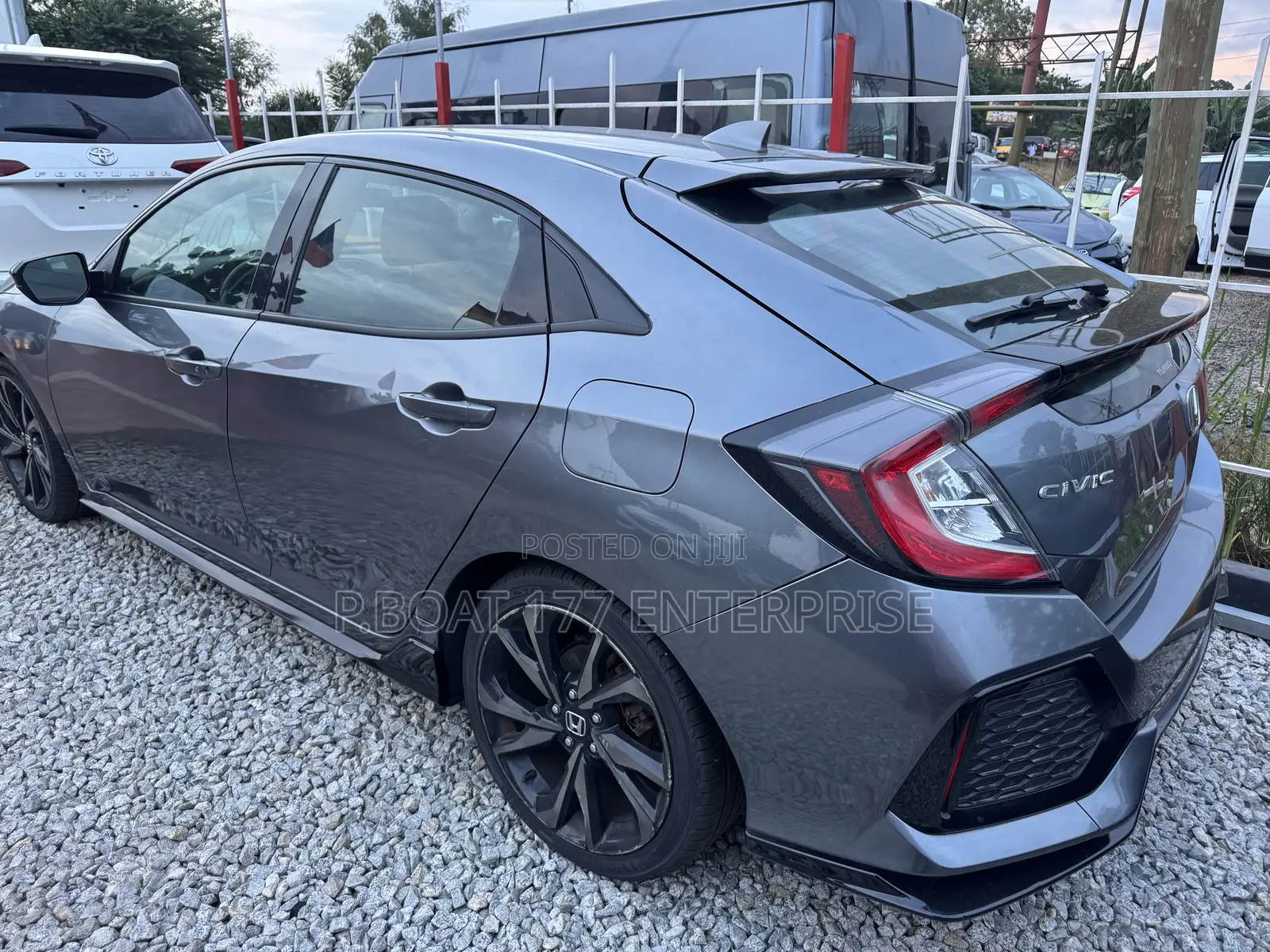Honda Civic EX-L w/Navi Hatchback 2018 Gray
