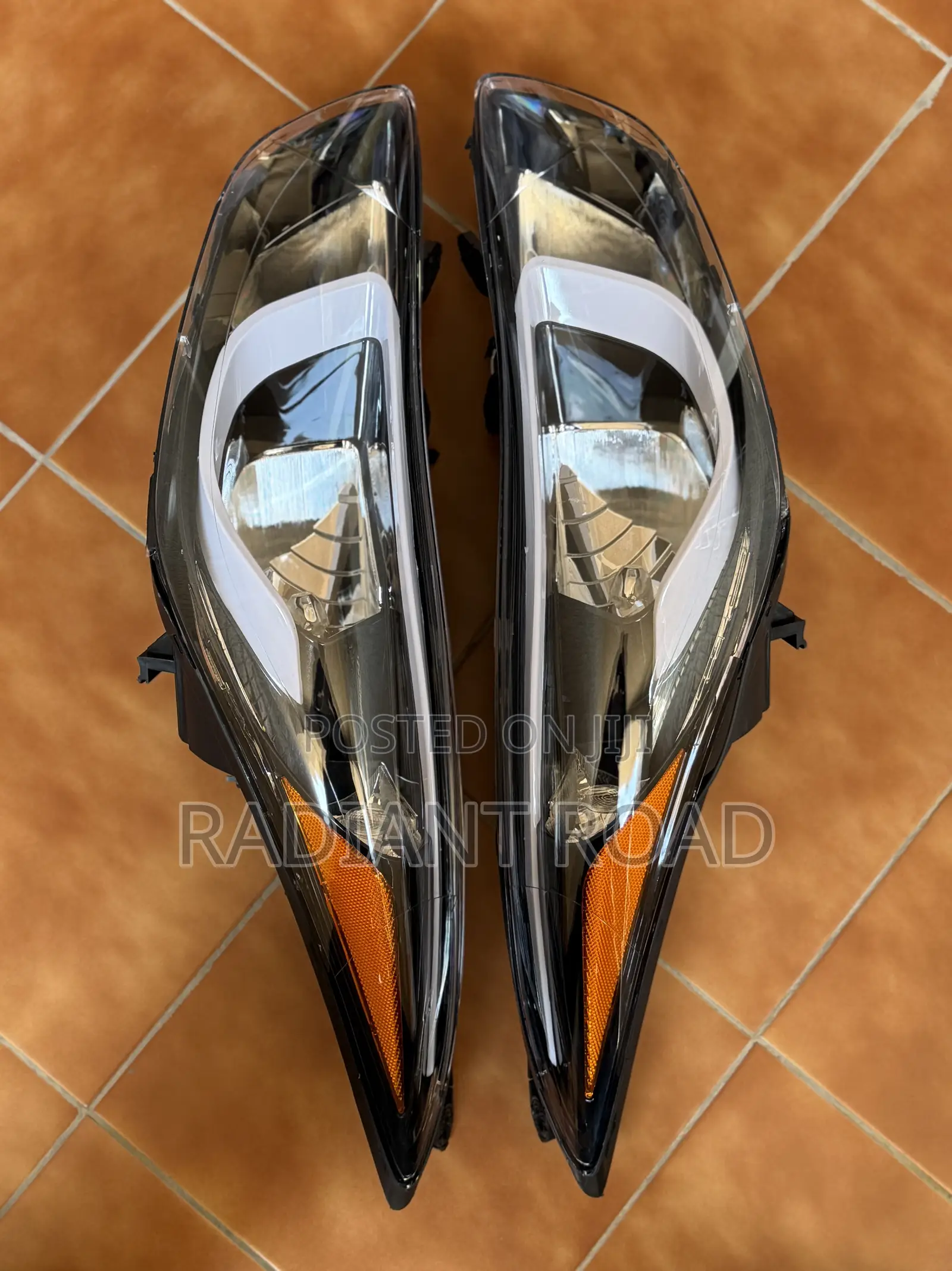Hyundai Elantra 2014 Headlight