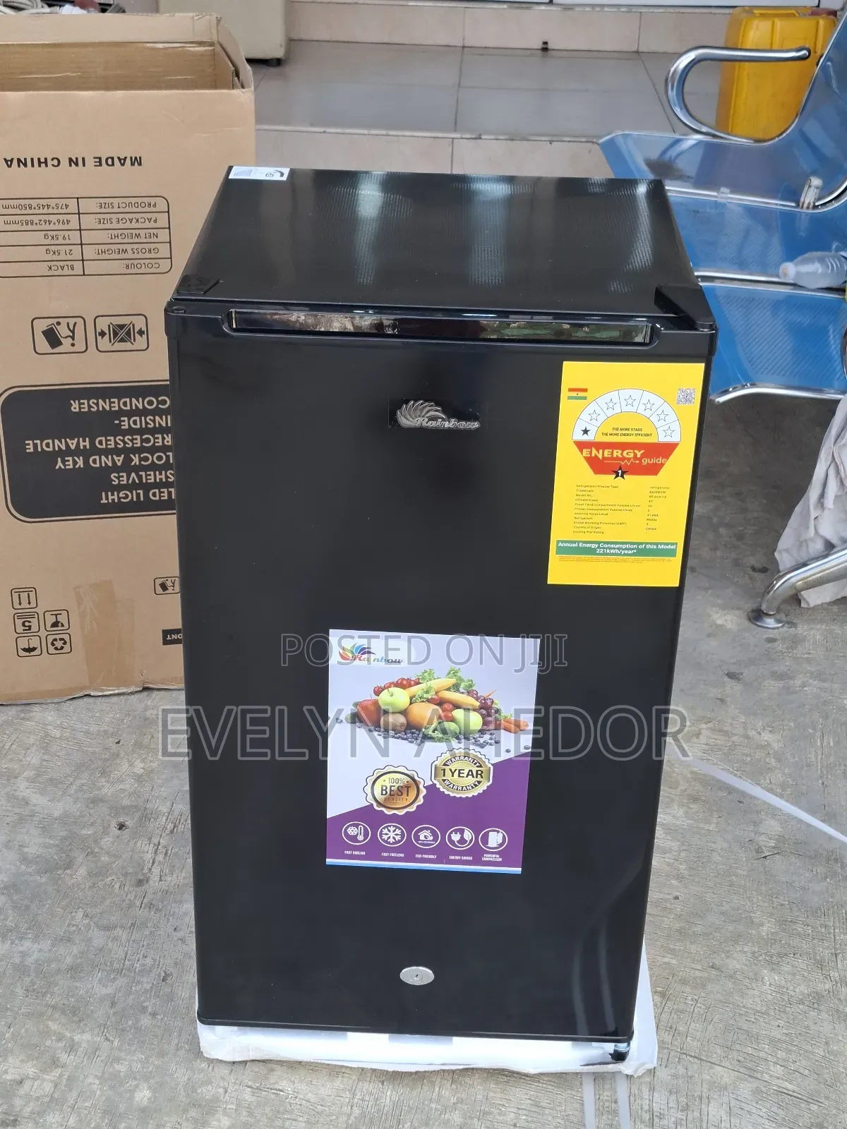 Cooling Star Rate of Rainbow Table Top Fridge 90ltrs for Sale
