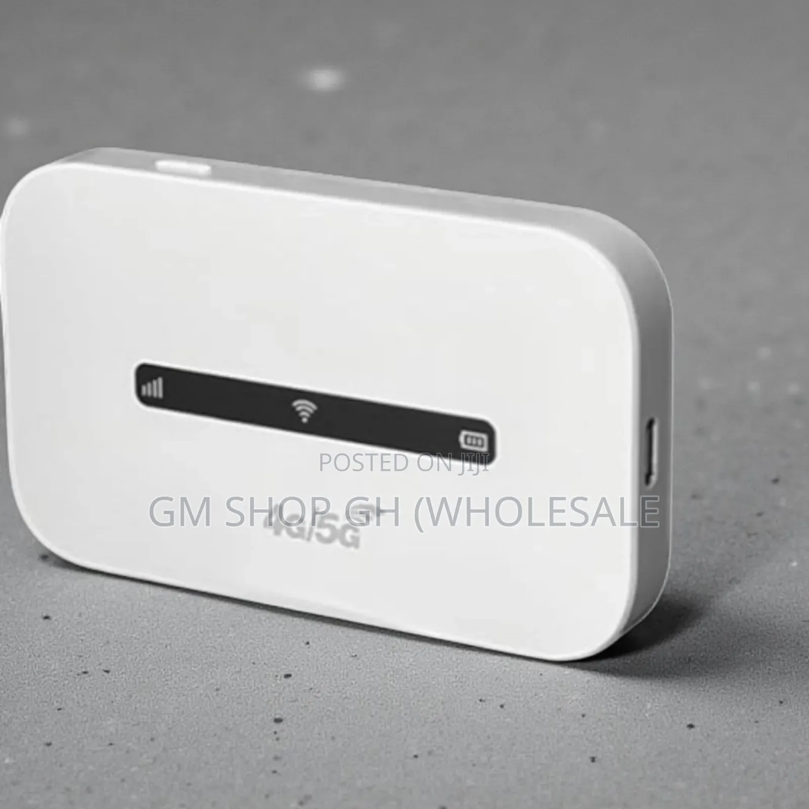 Portable 5g/4g Lte Mobile Wifi Router With a 300mbps Speed (737339)