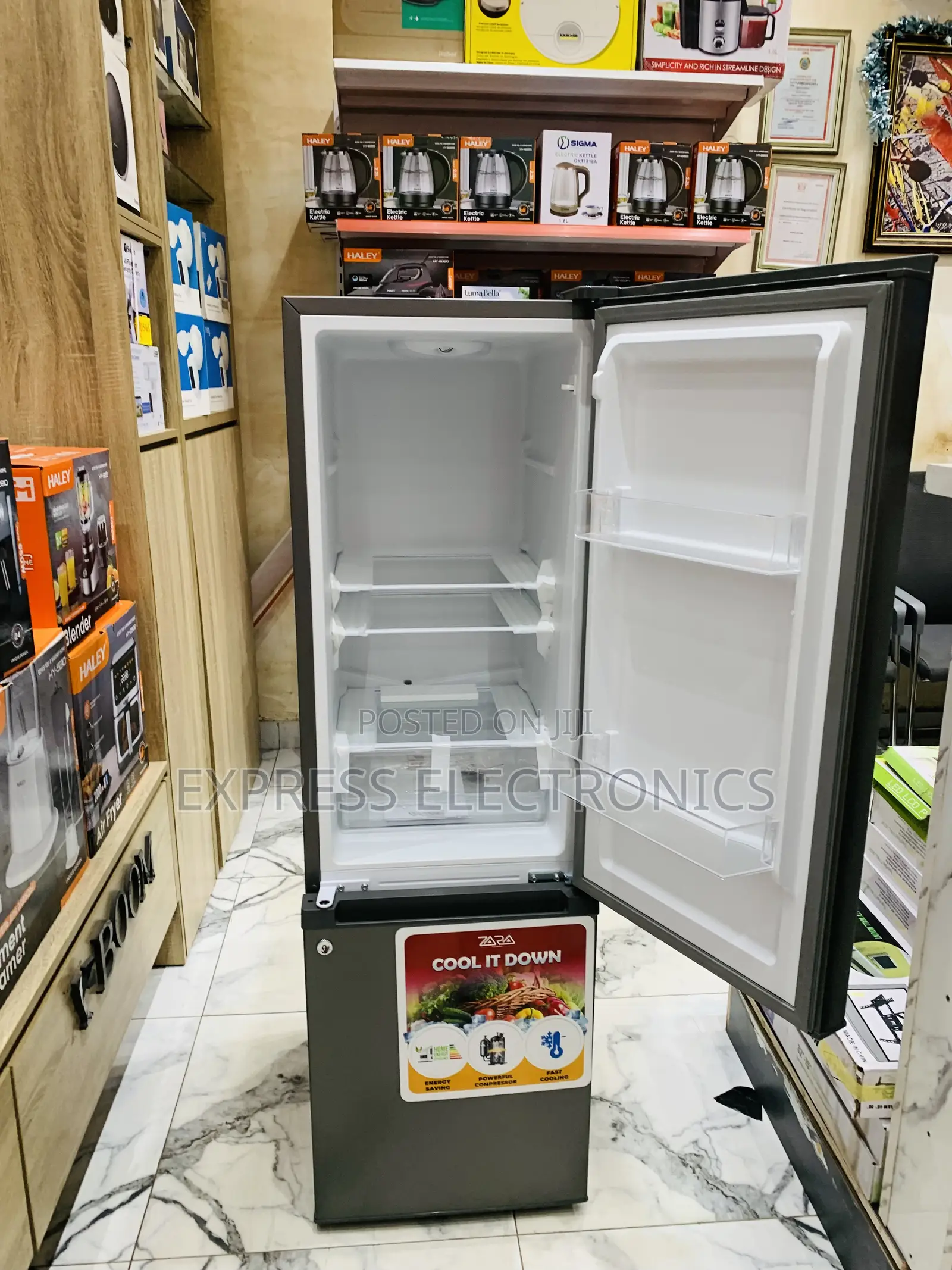 High Quality Sleek Grey (161)L Double Door Fridge Zara 240bf