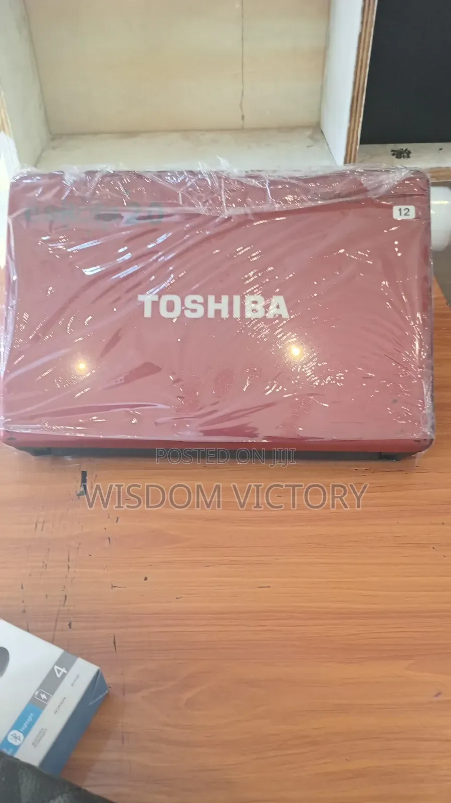 New Laptop Toshiba Satellite E305 4GB Intel HDD 320GB