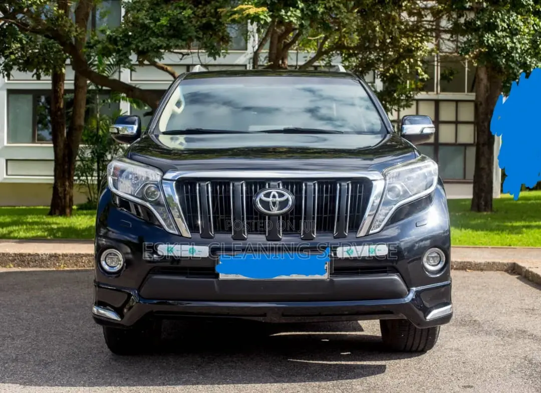Prado V8 for Rent Come With a Driver