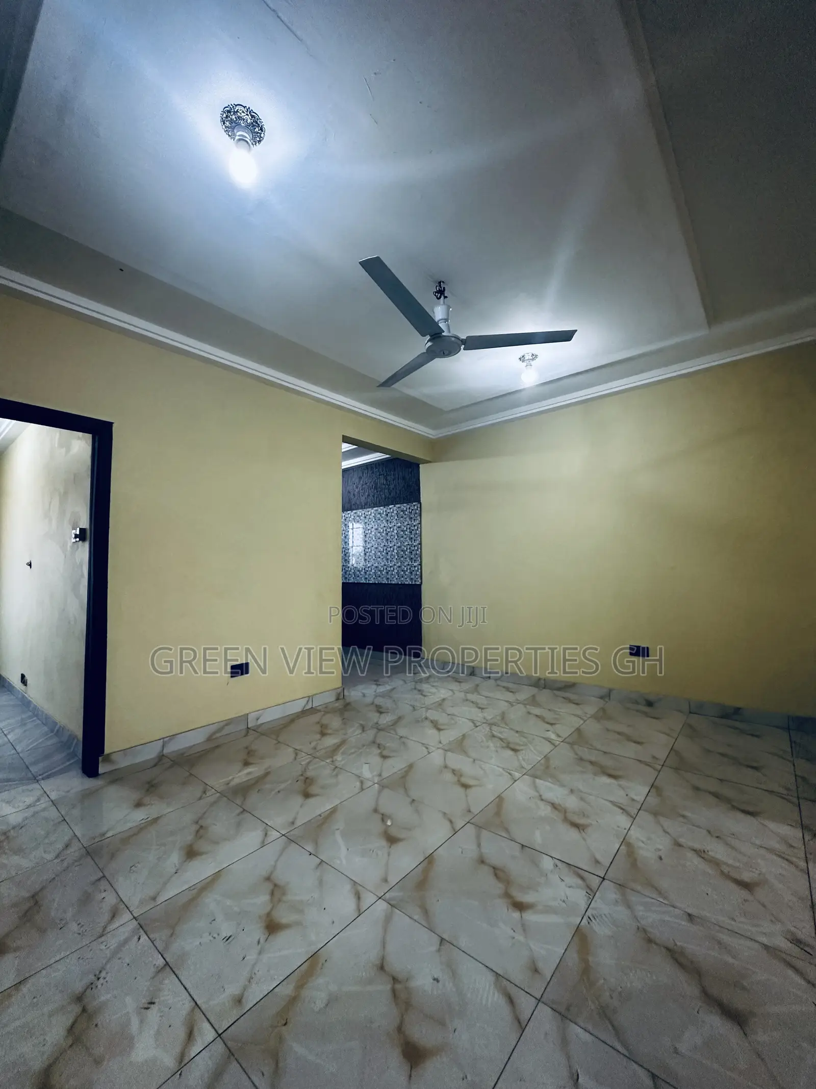 2bdrm Apartment in West Hills Mall Area for rent