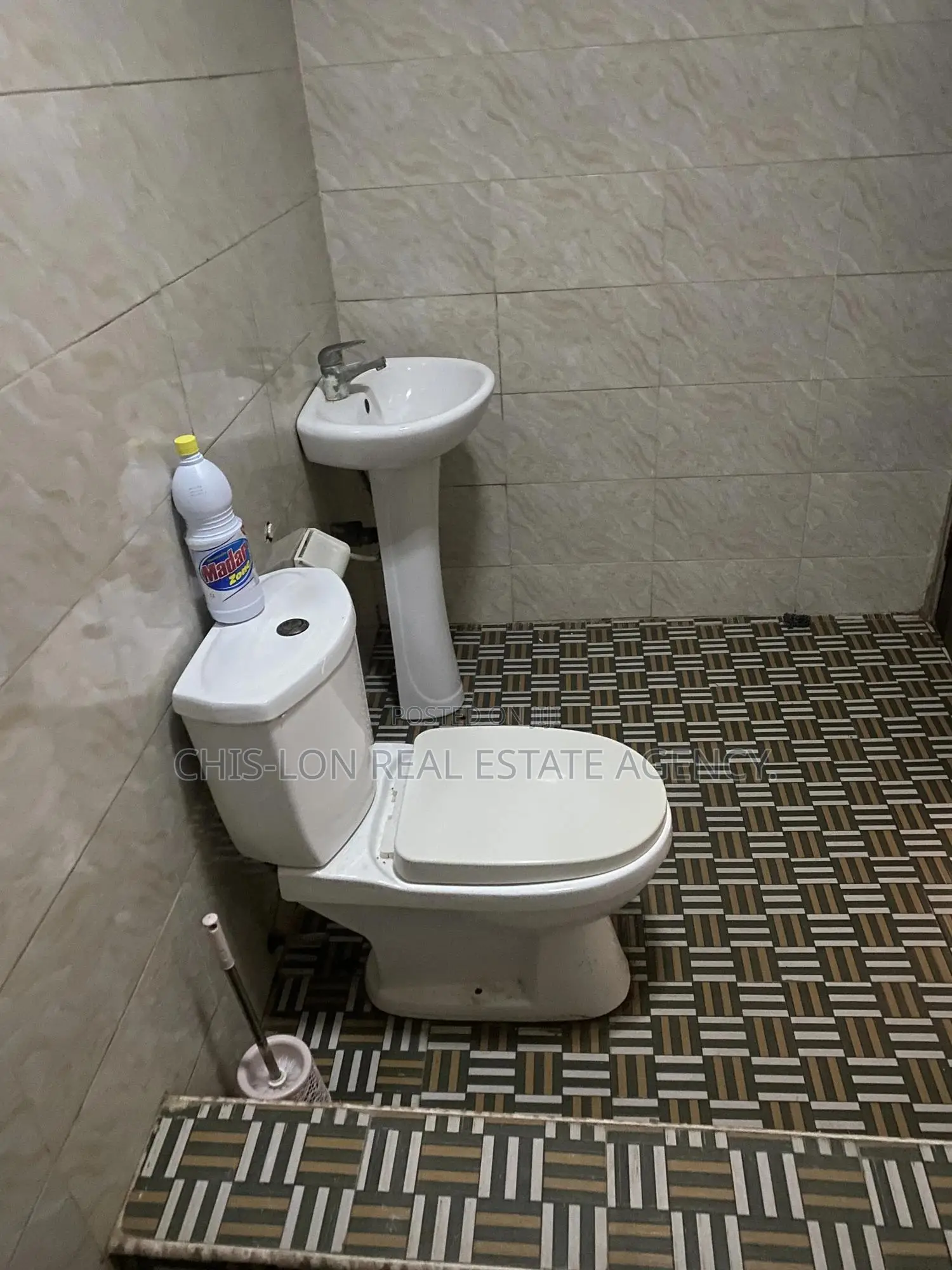 1bdrm Apartment in Lamptey Mills Obom, Ngleshie Amanfro for rent