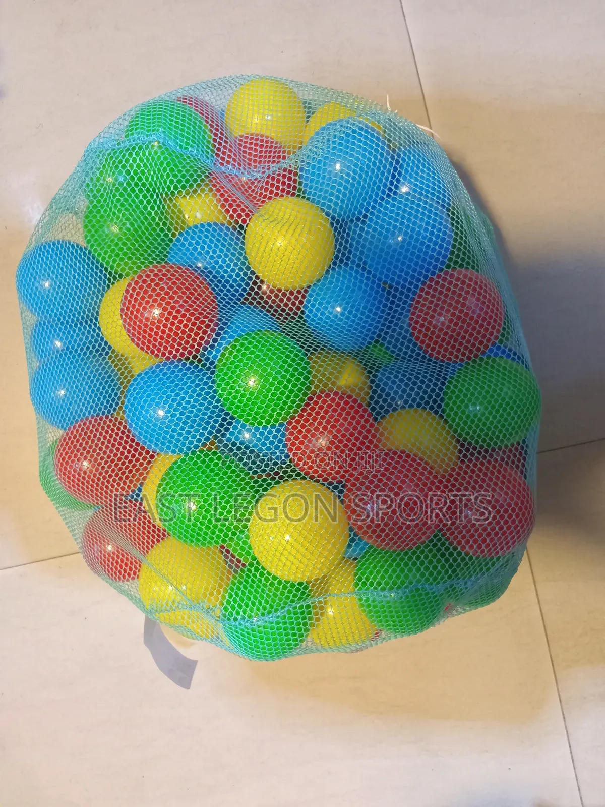 Soft Balls Various Colours 100 Pack Playground