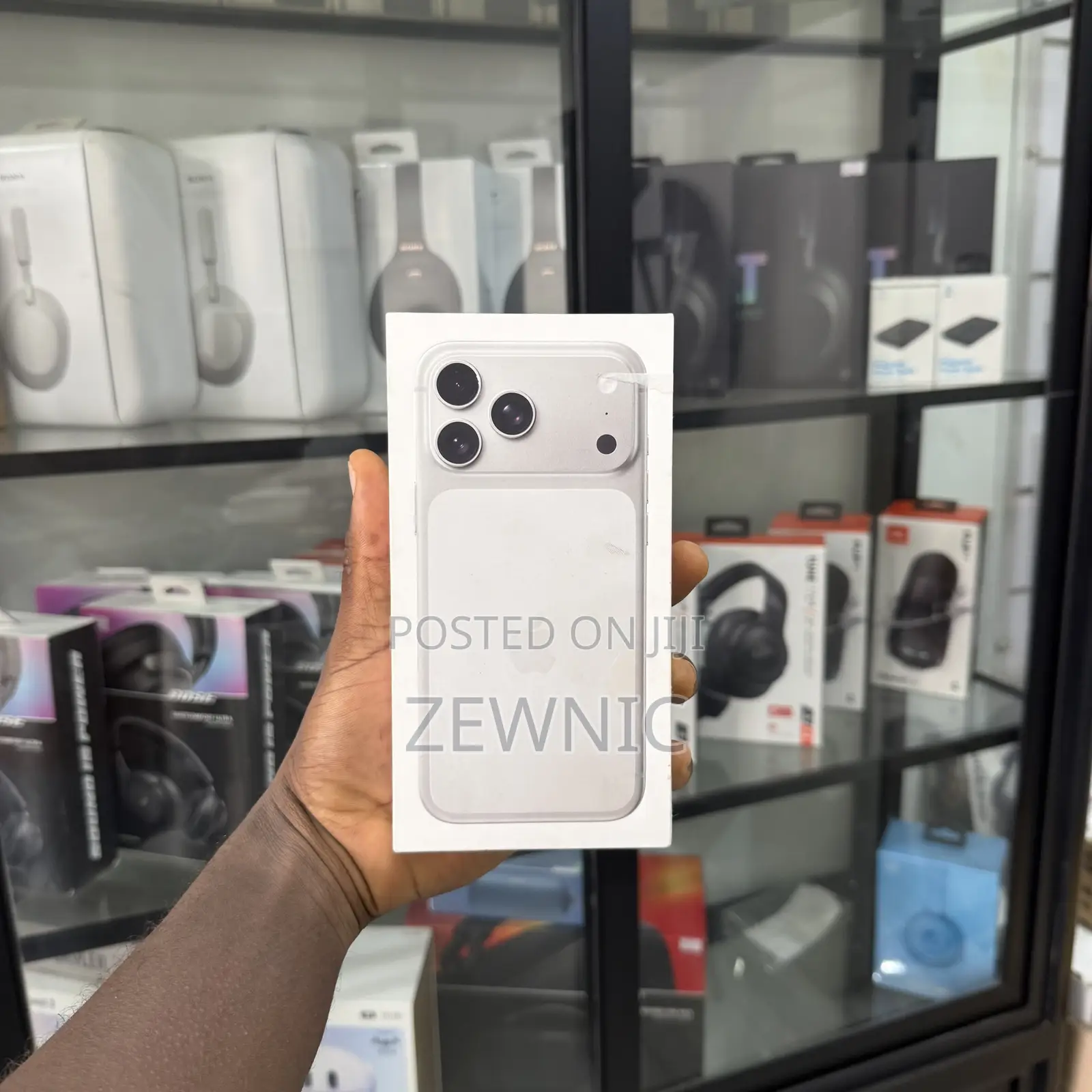 New Apple iPhone 17 Pro Max 256 GB Silver