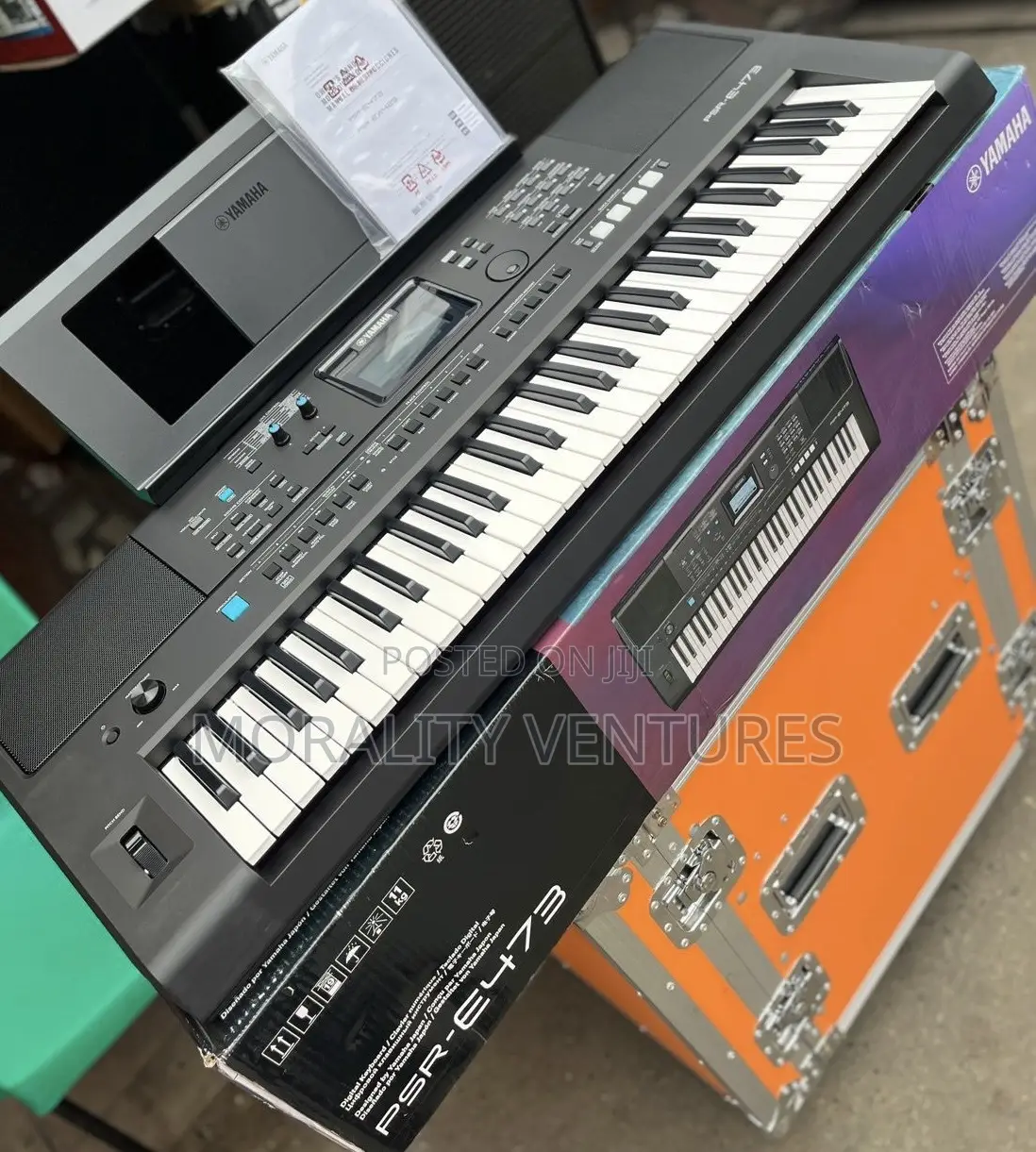 Yamaha PSR-E473 Keyboard