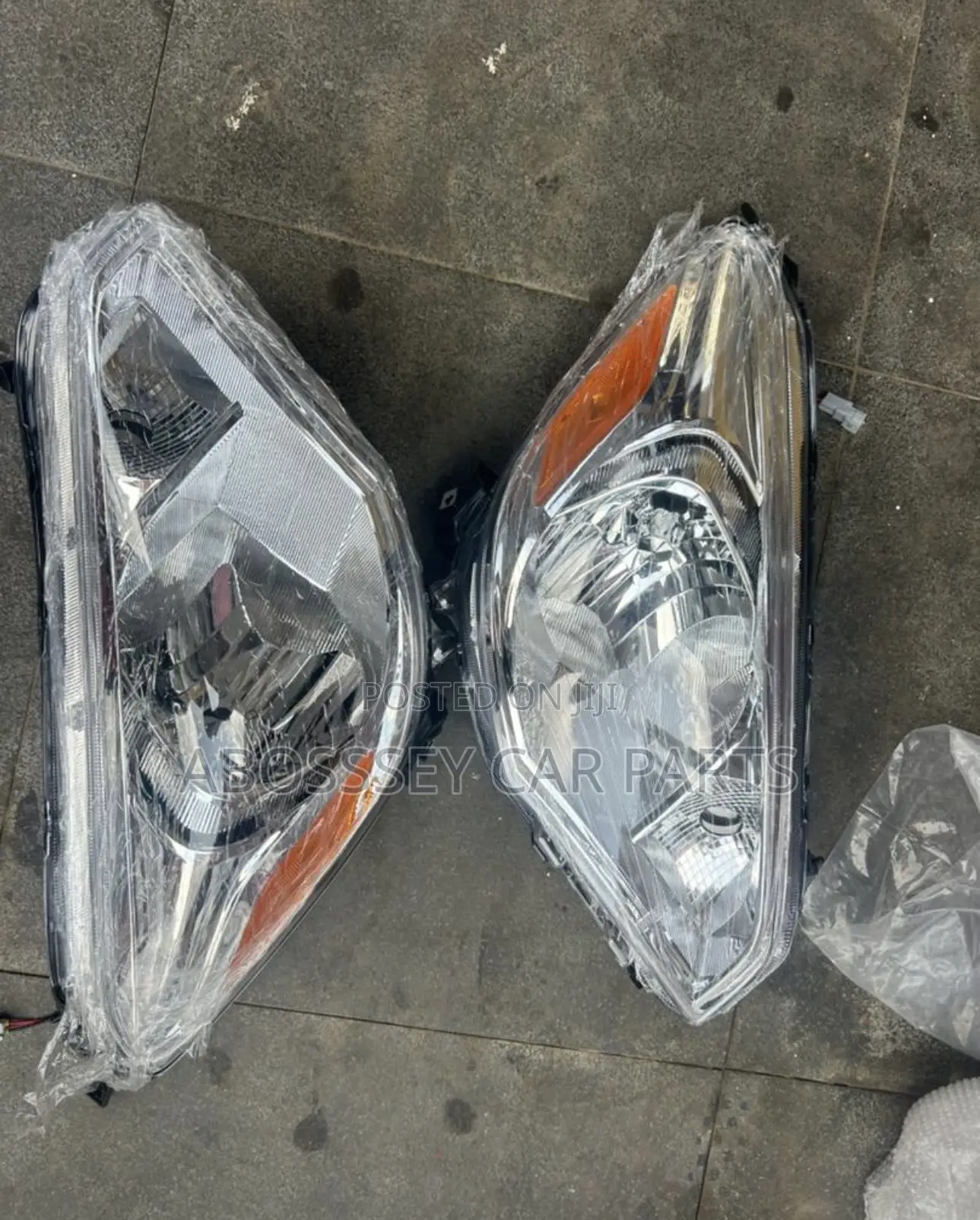Mistubishi Mirage Headlight Available