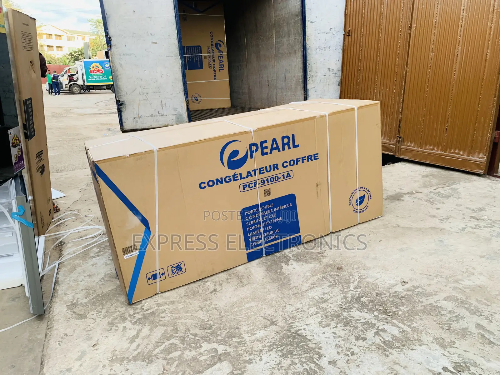 Ultra Modern Pcf—9100-1a Pearl Double Door Chest Freezer