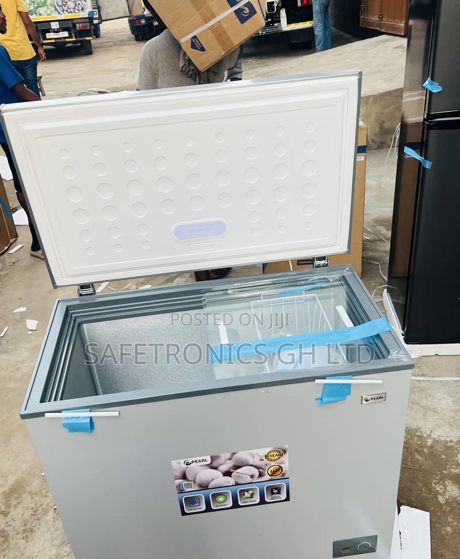 Value-Able PCF-2530-1a Pearl (200l) Singledoor Grey Chestfreezer