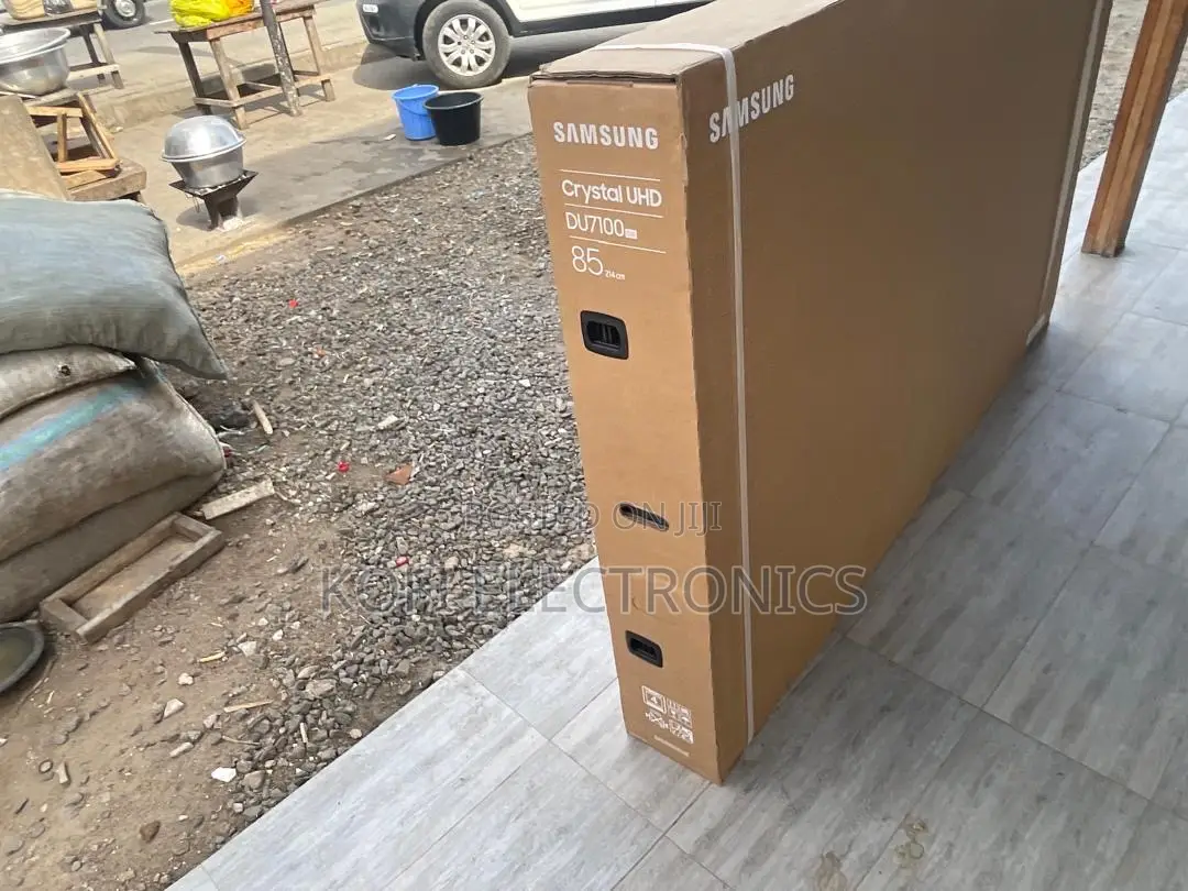Timeless Samsung Craftsmanship Crystal Uhd 85”