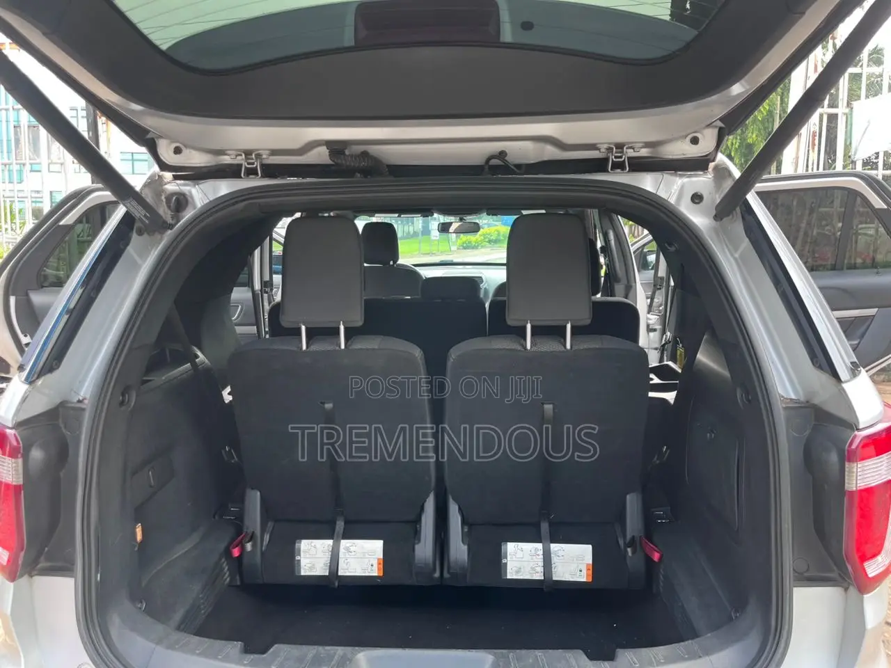 Ford Explorer XLT 4x4 2020 Silver
